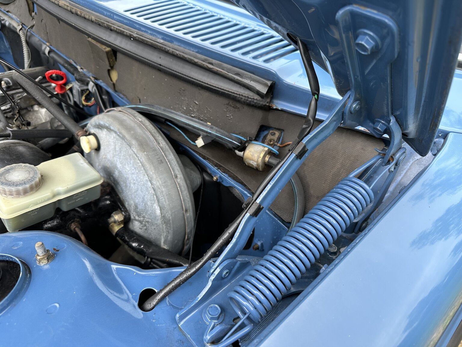 Image of 1986 Volvo 244 mechanics