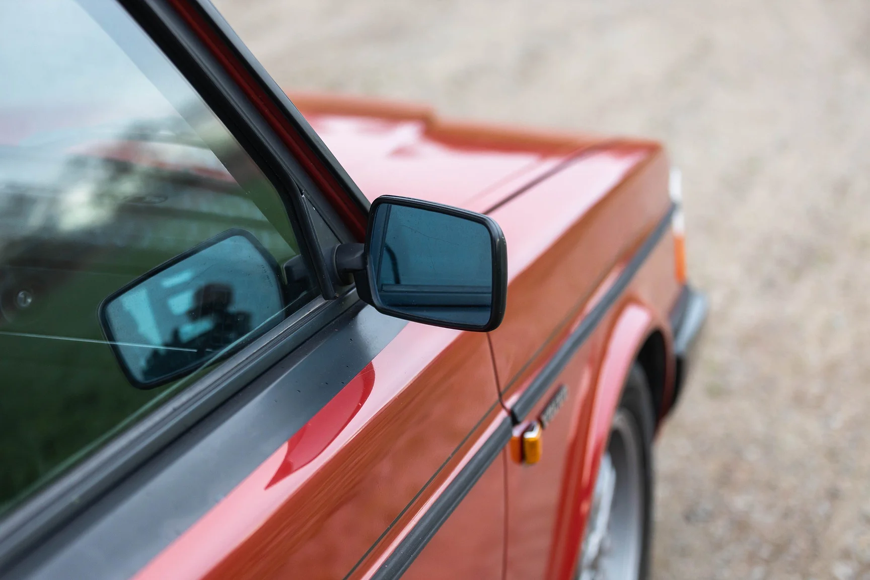 Exterior image of 1984 Volvo 244 Turbo (31)