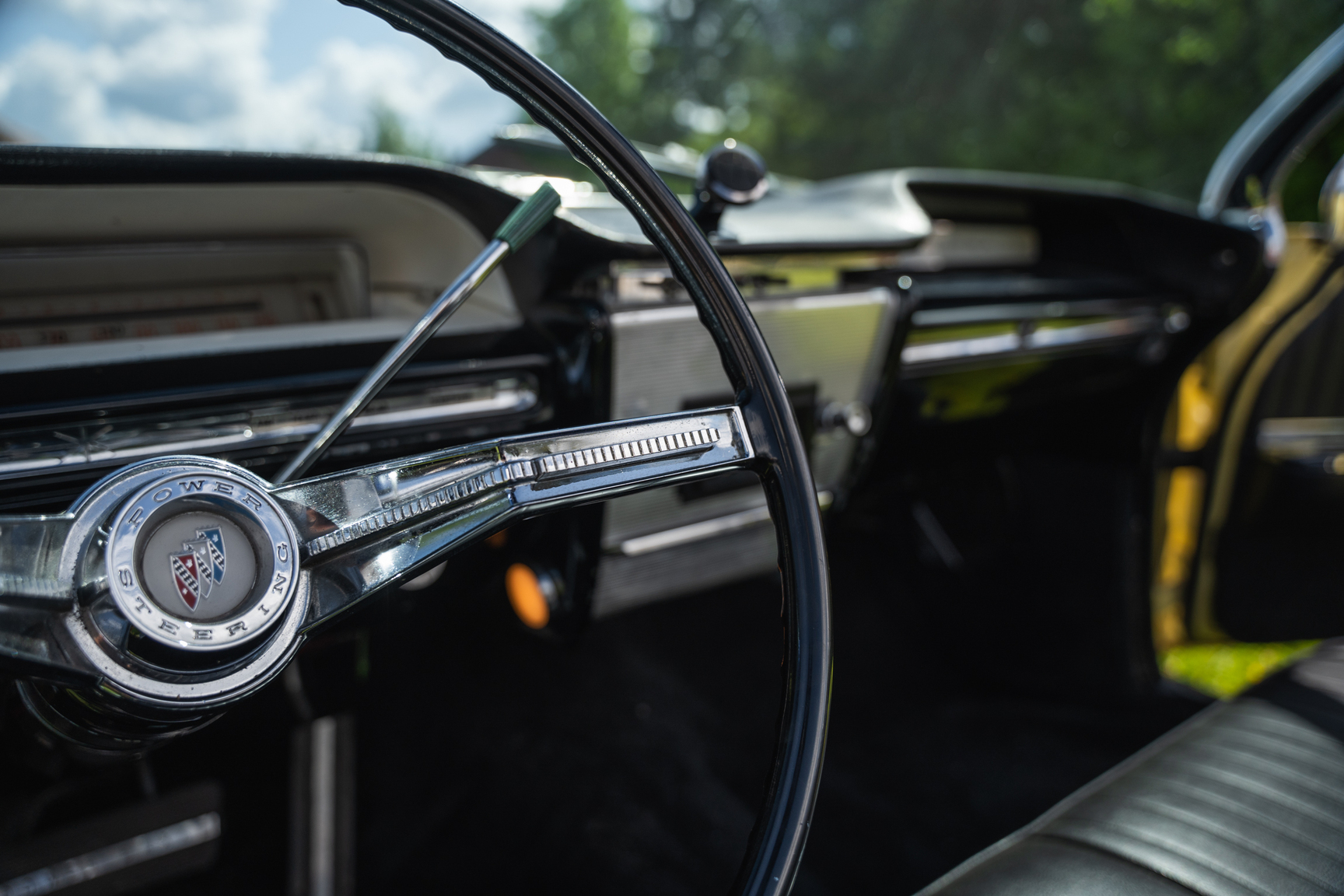 Innenraumfoto von 1961 Buick Electra 225 cab