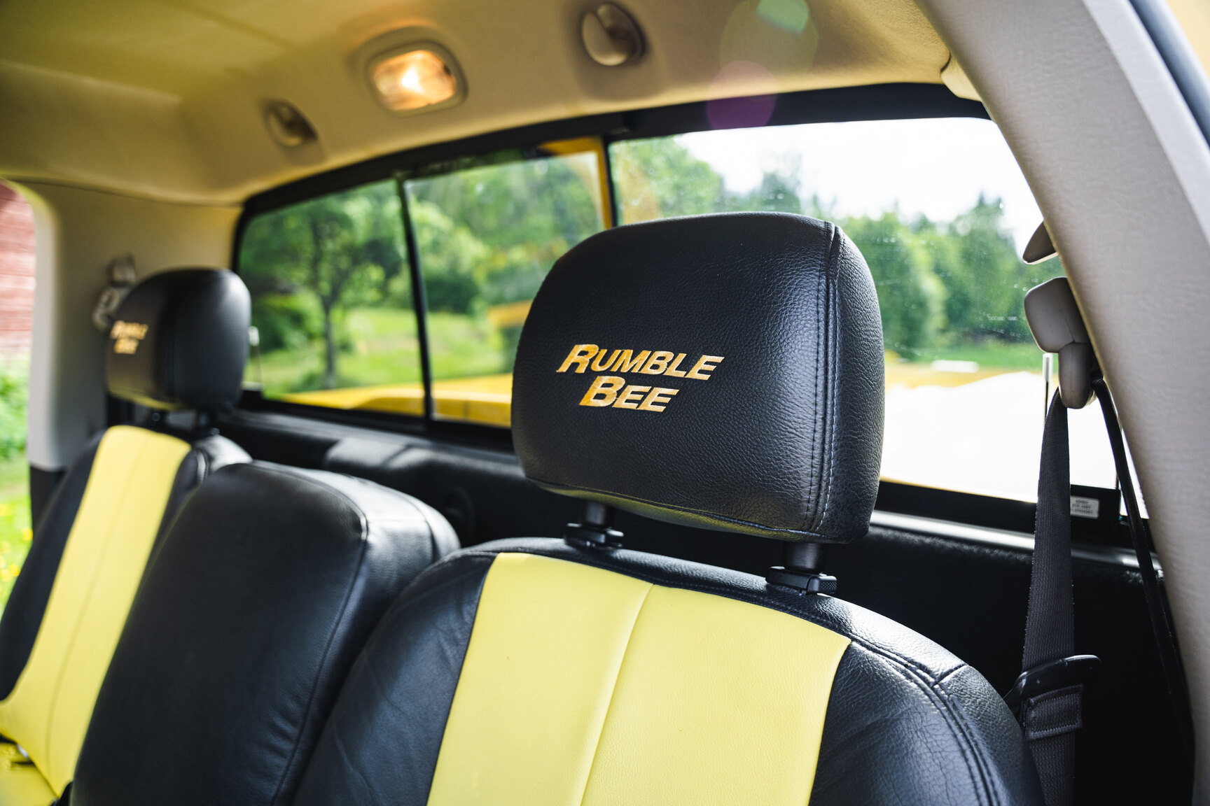 Innenraumfoto von 2005 Dodge Ram 1500 Bumble Bee