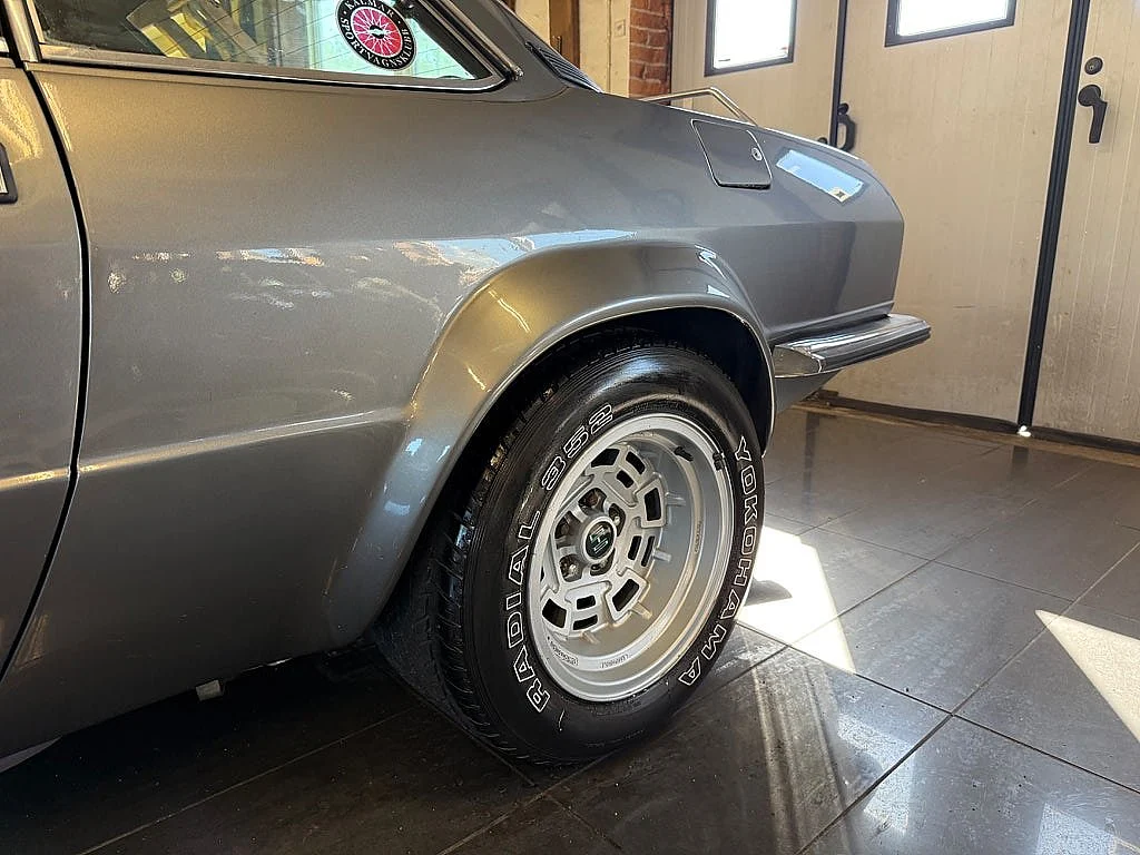 Bild von 1975 De Tomaso Pantera (17)