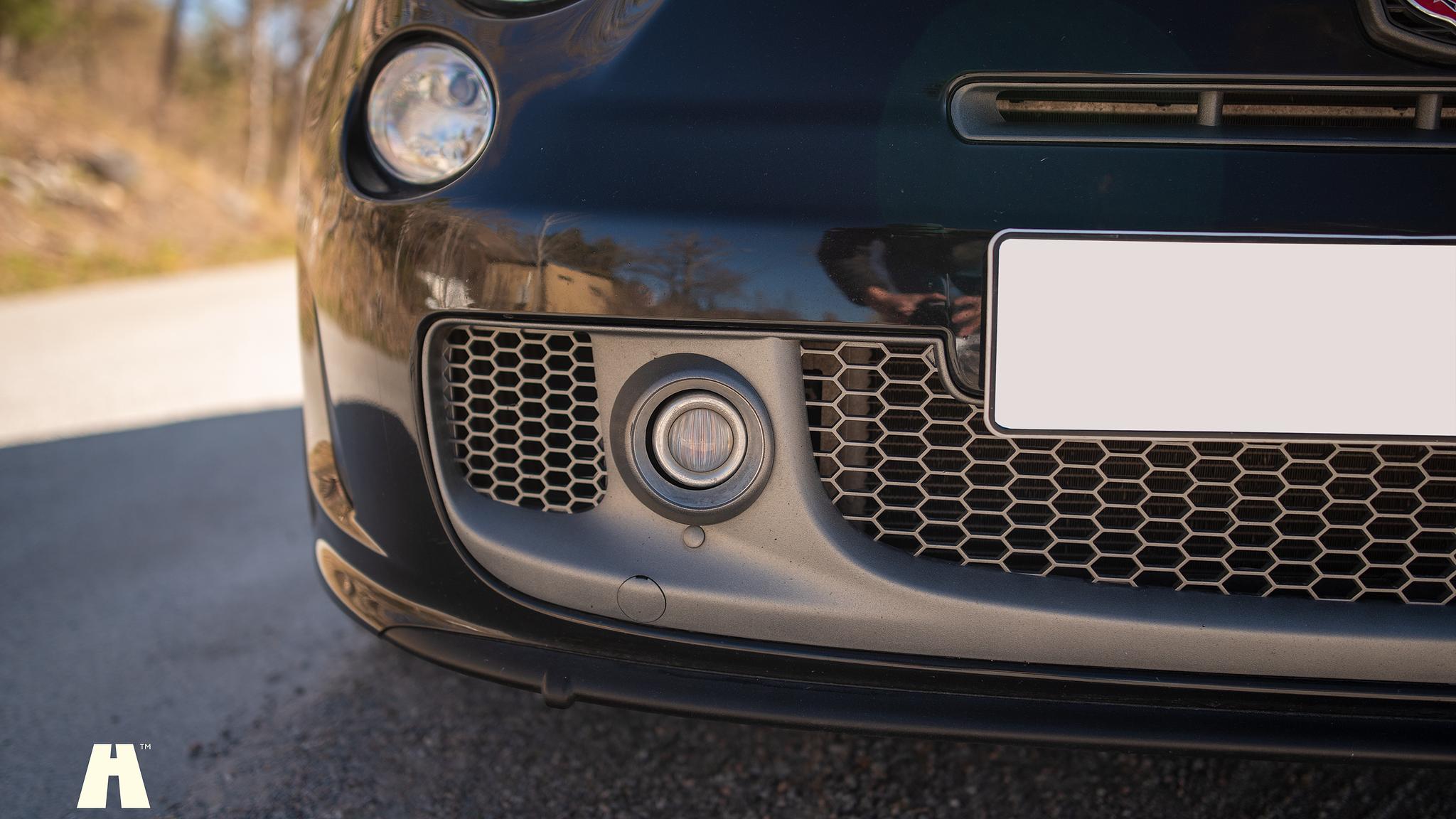 Exterior image of 2016 Abarth 595 Competizione (22)