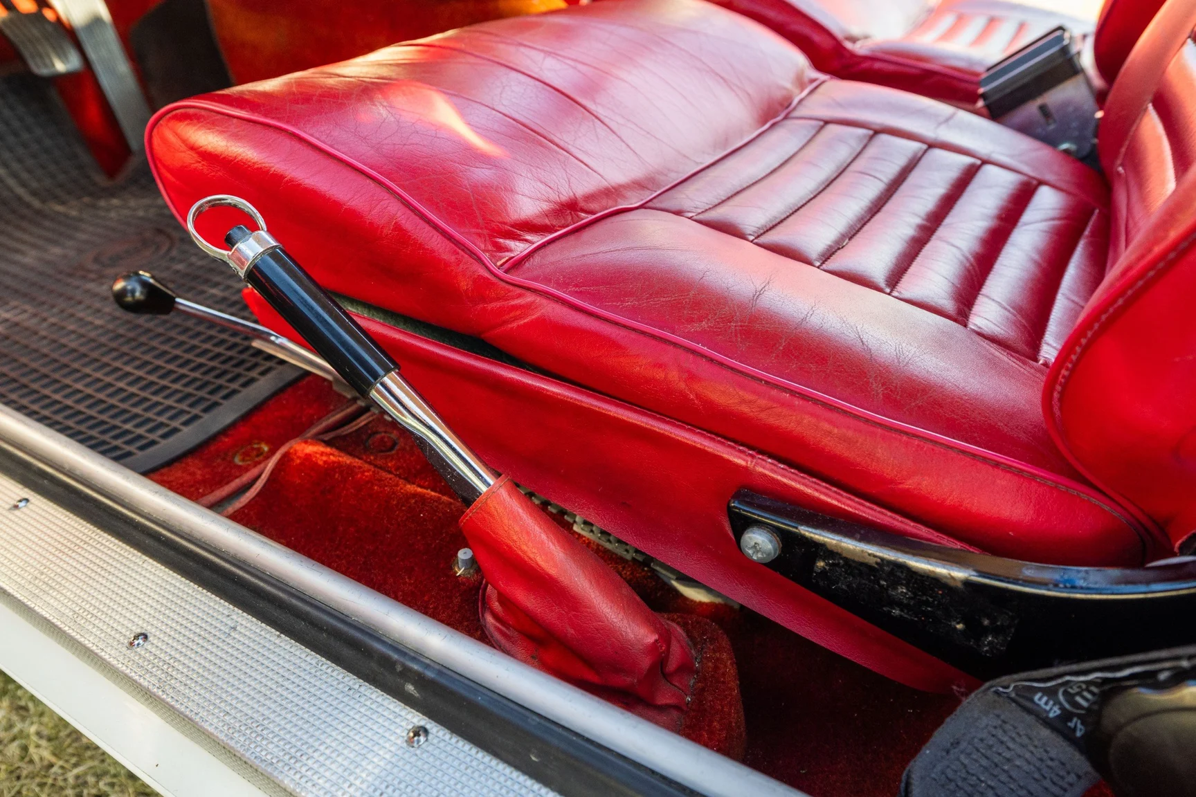 Interior image of 1970 Volvo 1800E (11)