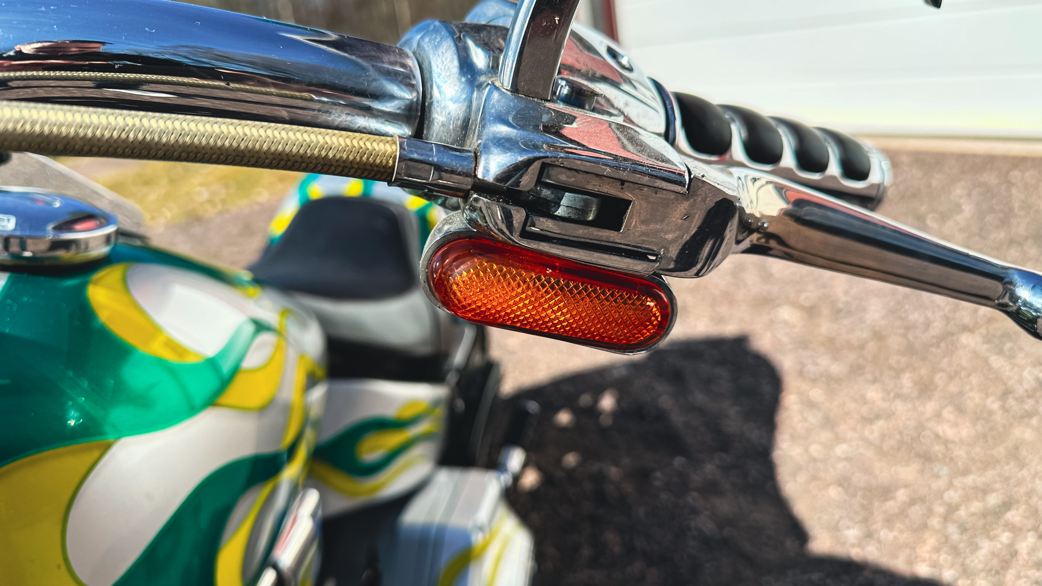 Aussenfoto 2000 Harley-Davidson FXST Custom (13)