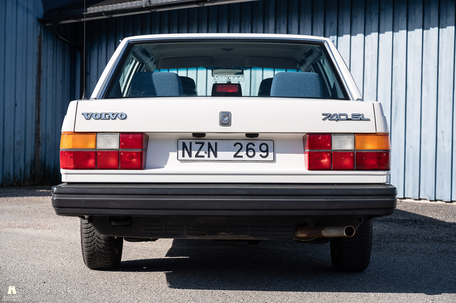 Exteriörbild på 1988 Volvo 740 GL (10)