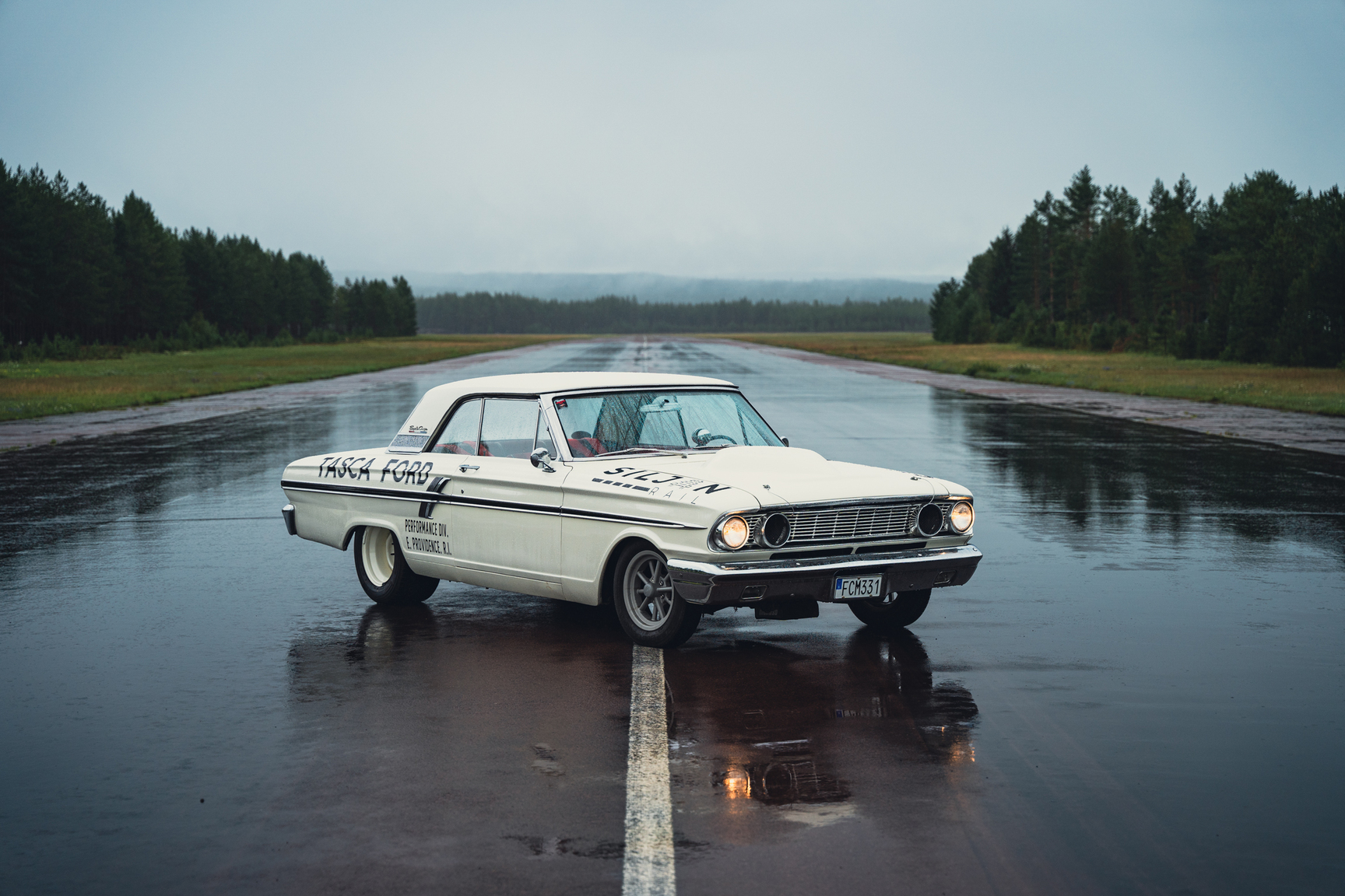 Aussenfoto 1964 Ford Fairlane 500 Sport Coupé (13)