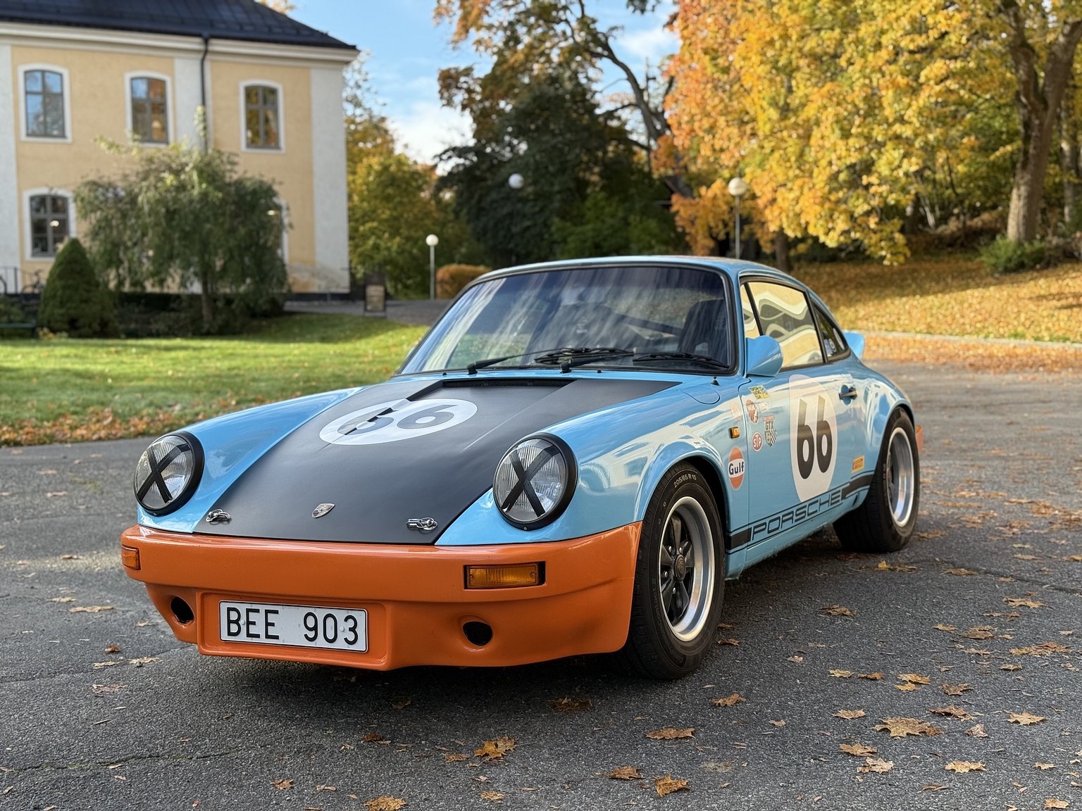 Exterior image of 1982 PORSCHE  911 SC