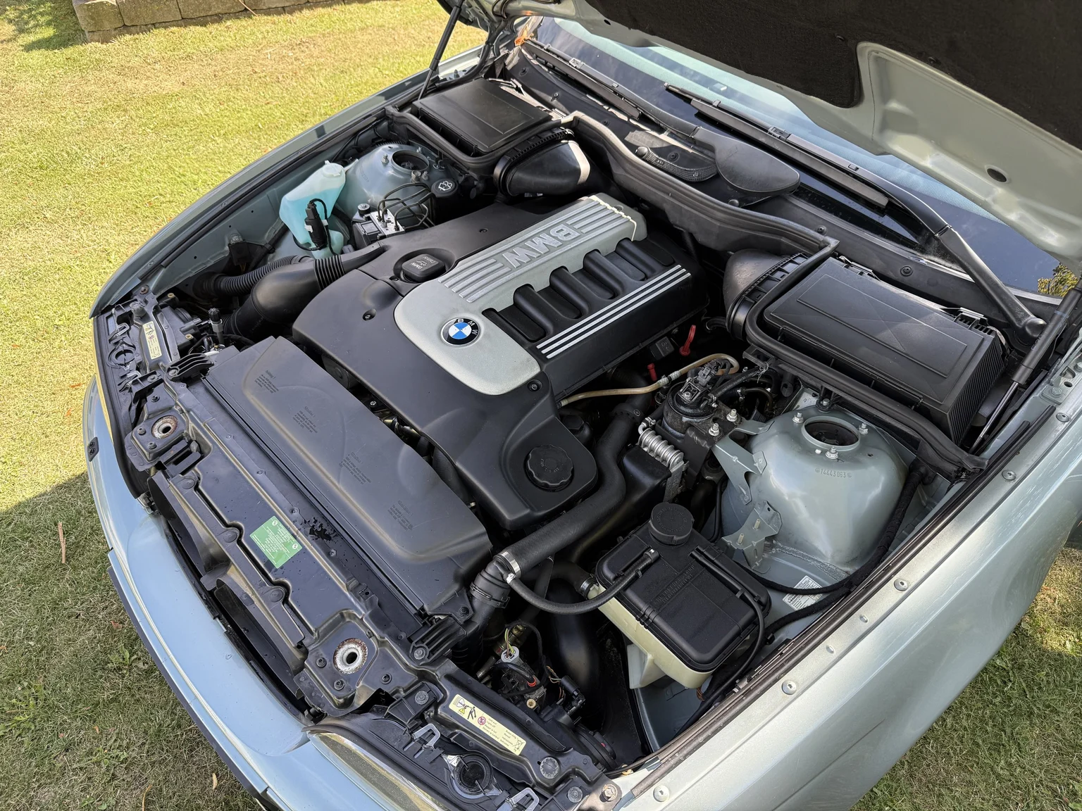 Image of 2003 BMW 525d Sedan (1) mechanics