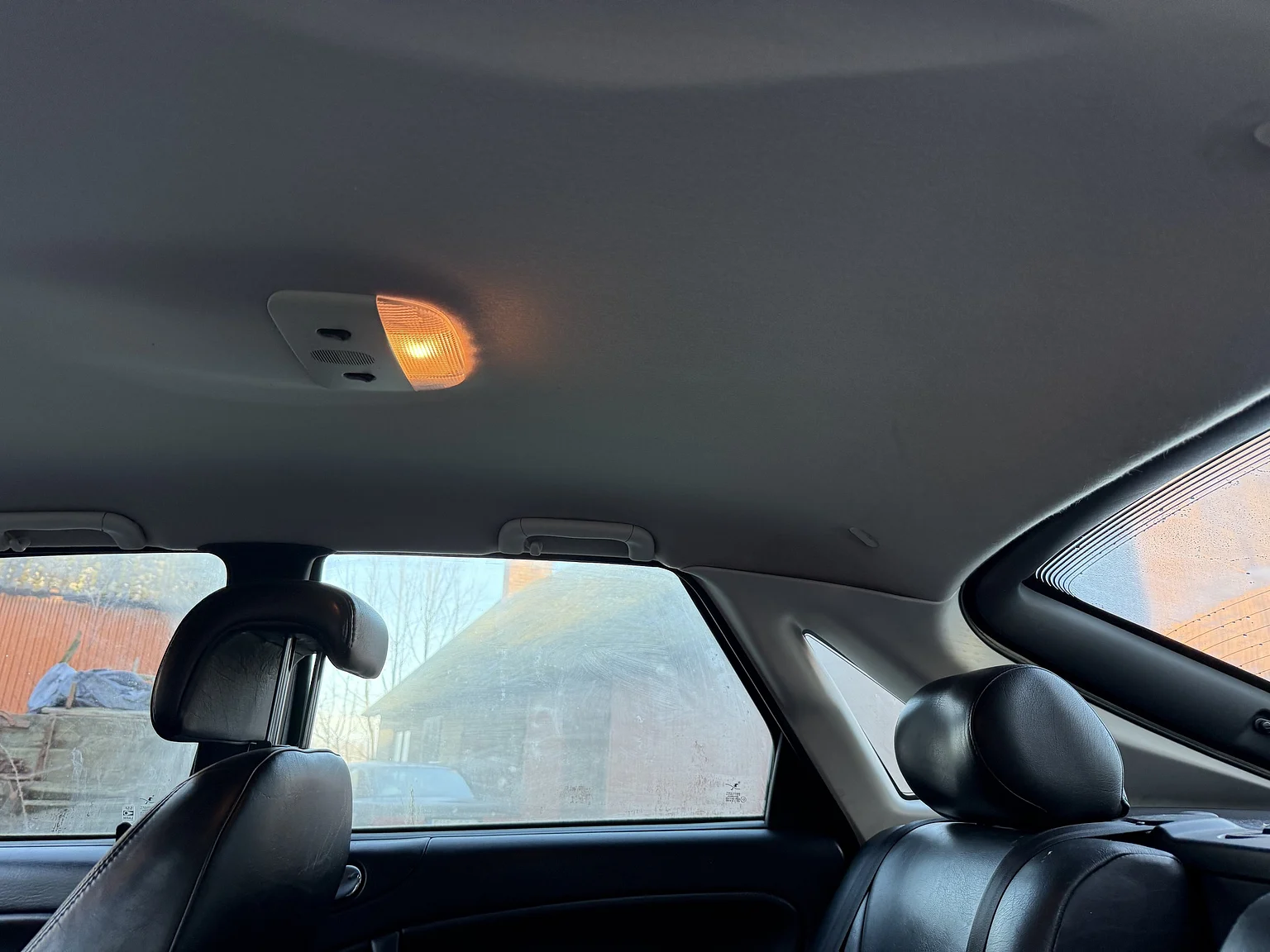 Interiörbild 2001 SAAB 9-3 Aero (22)