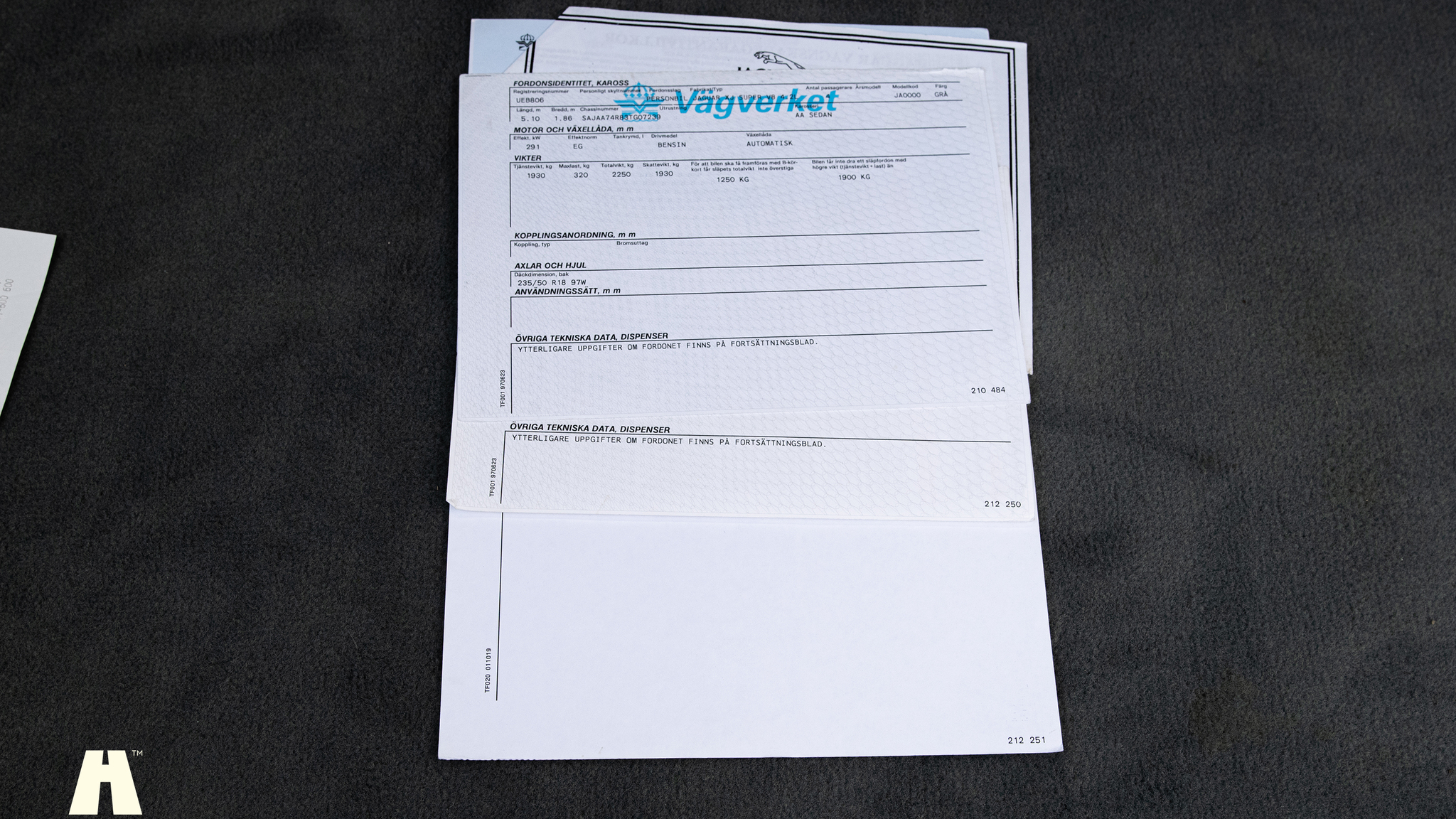 Documentation for 2003 Jaguar XJ Super V8