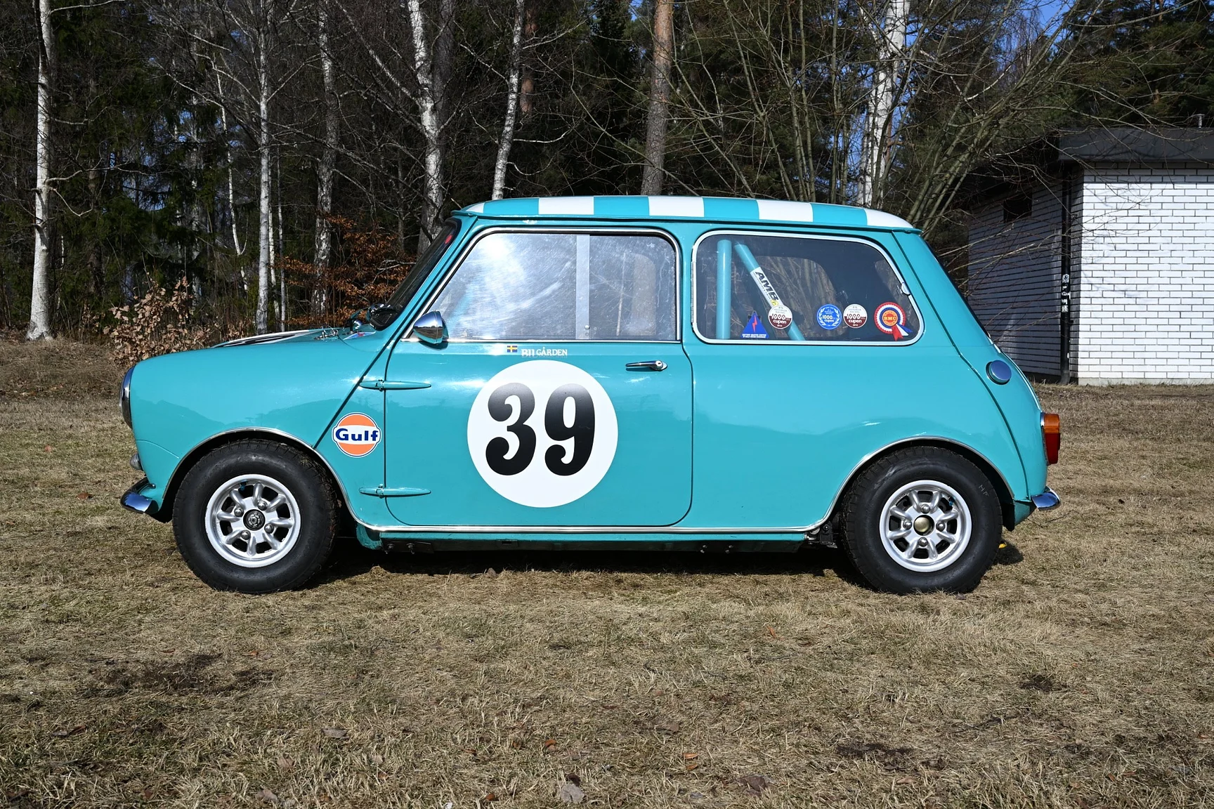 Exterior image of 1964 BMC  Cooper 970S (4)
