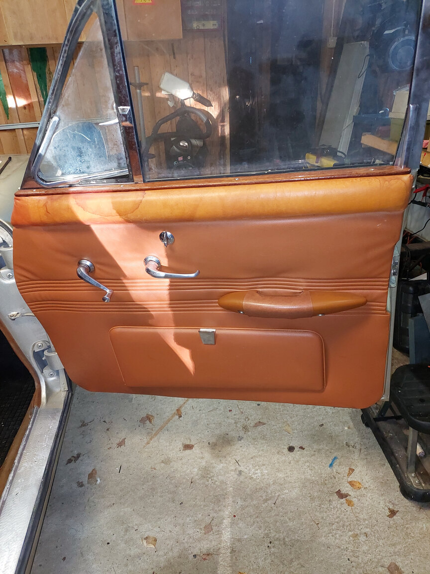 Interior image of 1968 Jaguar 420 4.2 XK Manuell 