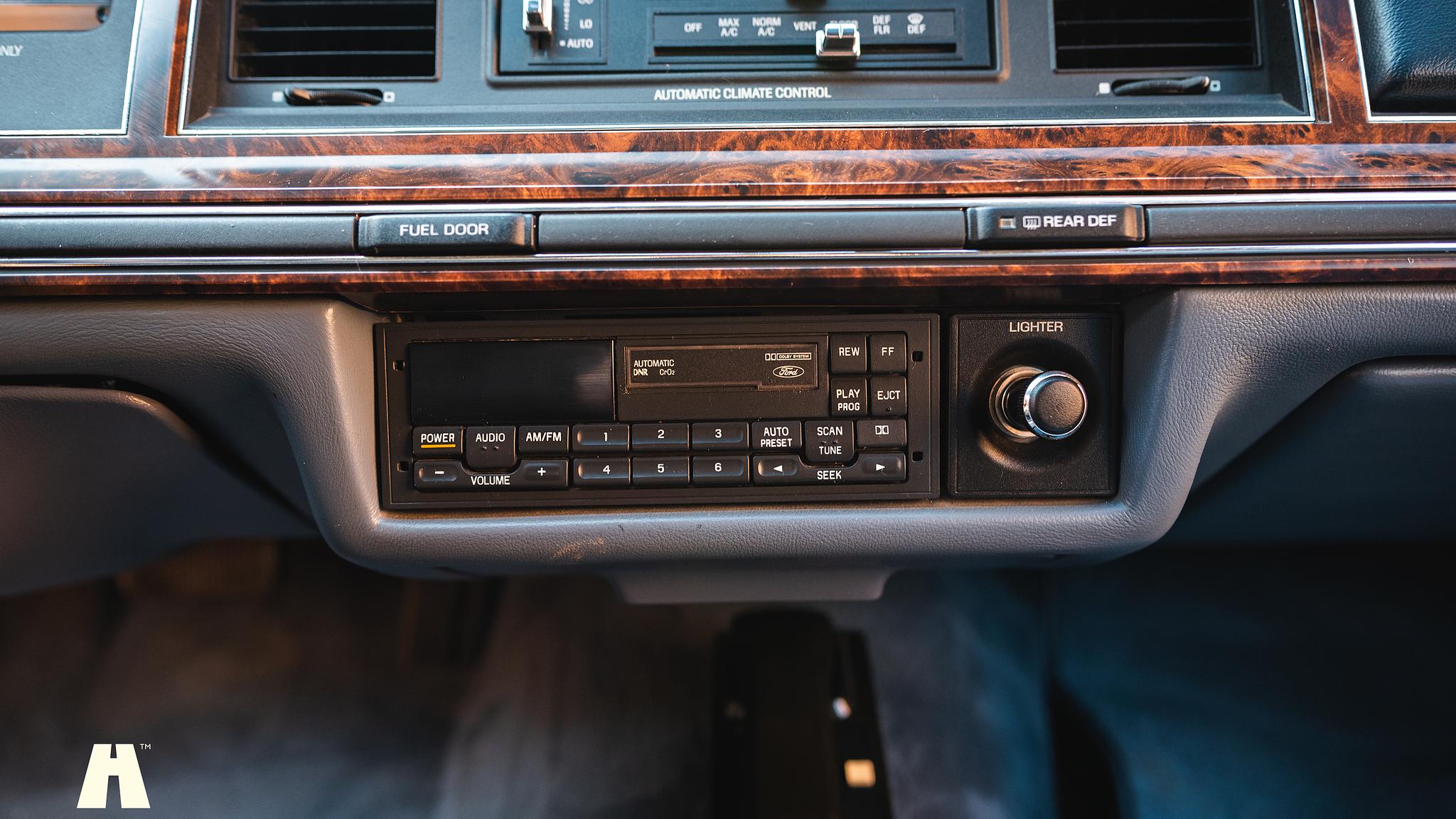 Interiörbild 1992 Lincoln Town Car Limousine 