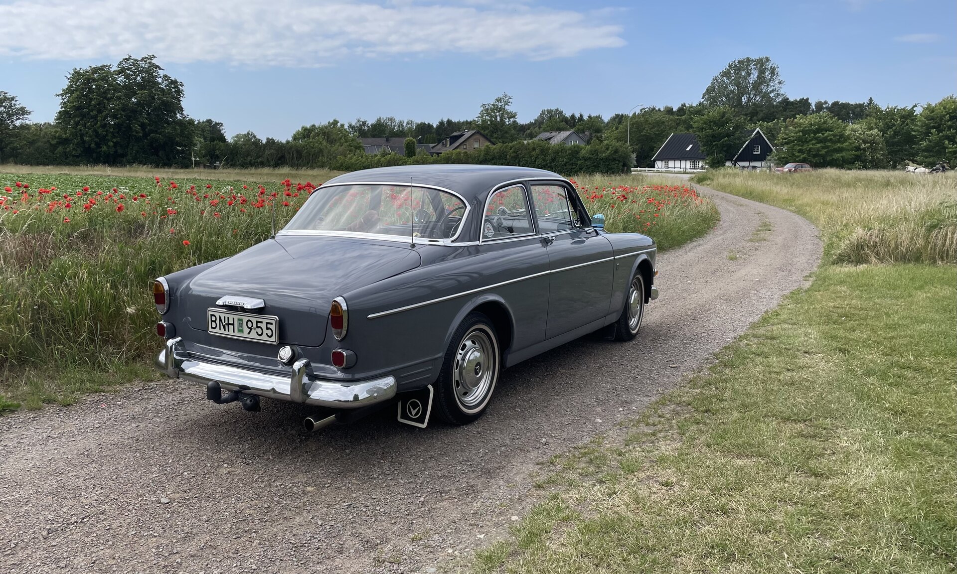 Exterior image of 1965 Volvo Amazon 