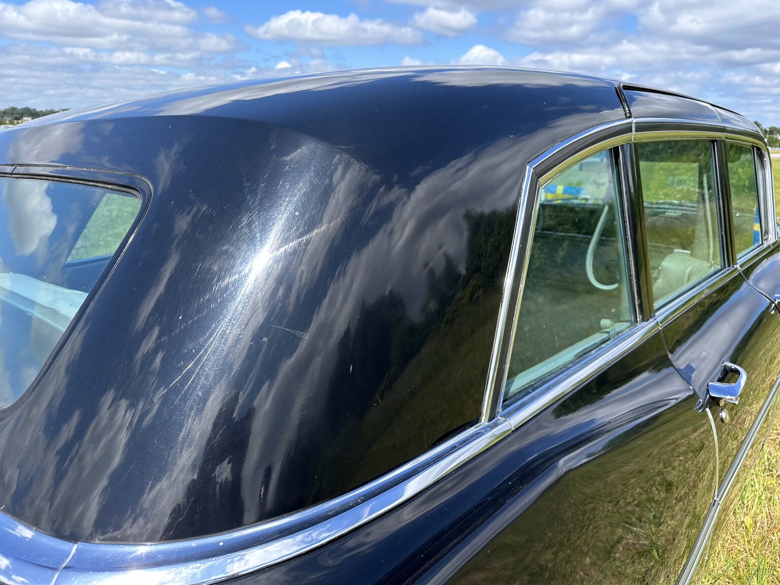 Exterior image of 1964 Cadillac Fleetwood Seventy-Five Limousine (31)