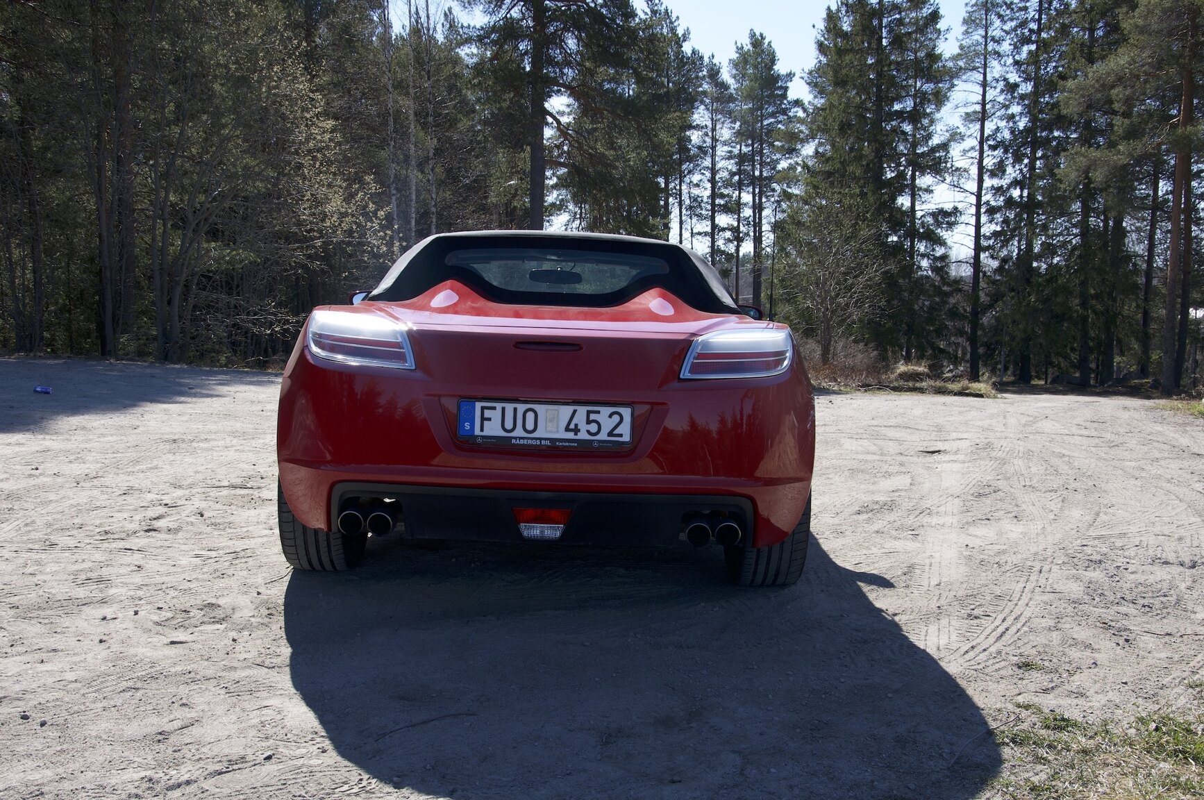 Exterior image of 2007 Opel GT 2.0 Turbo