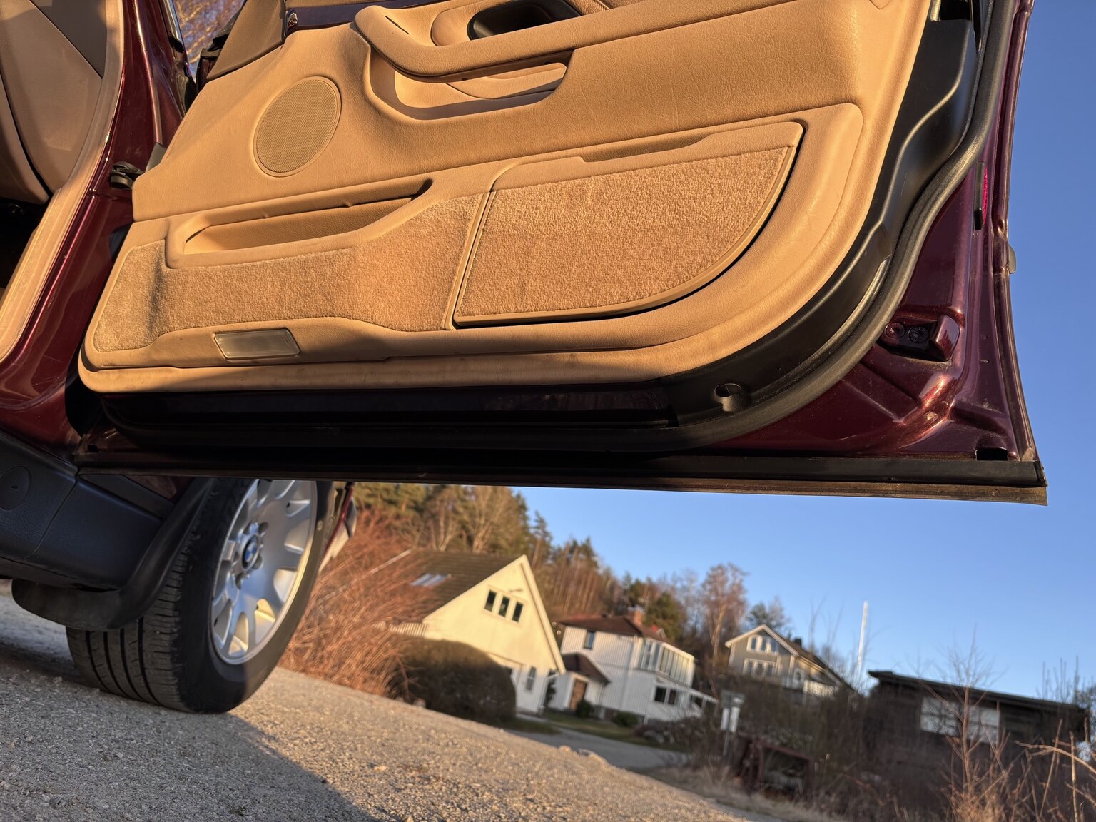 Interior image of 1996 BMW 728iA