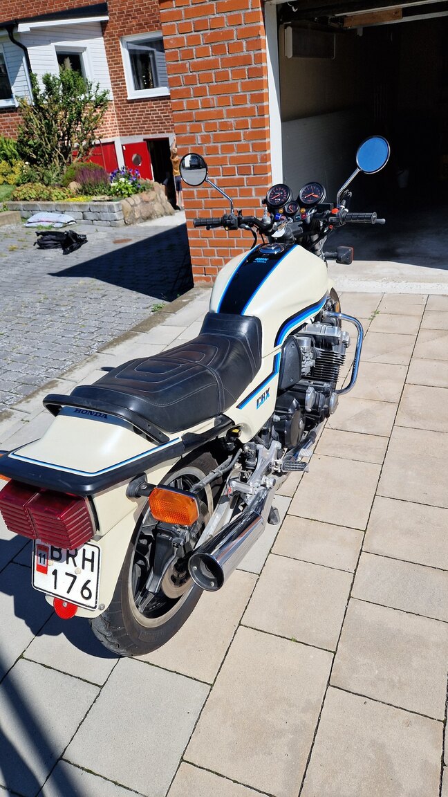 Exterior image of 1982 Honda CBX1000