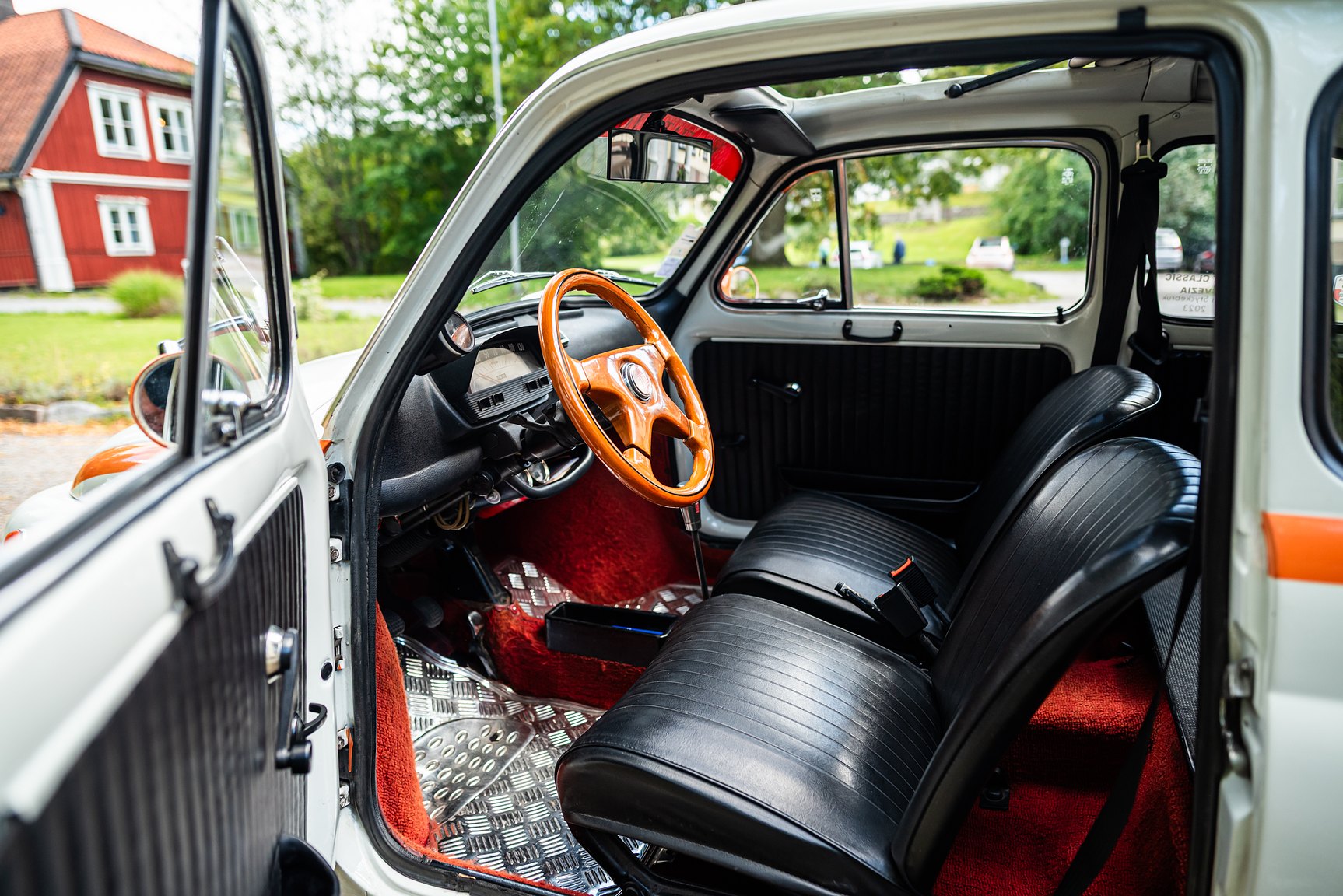 Interior image of 1971 FIAT 500 "Superiore"