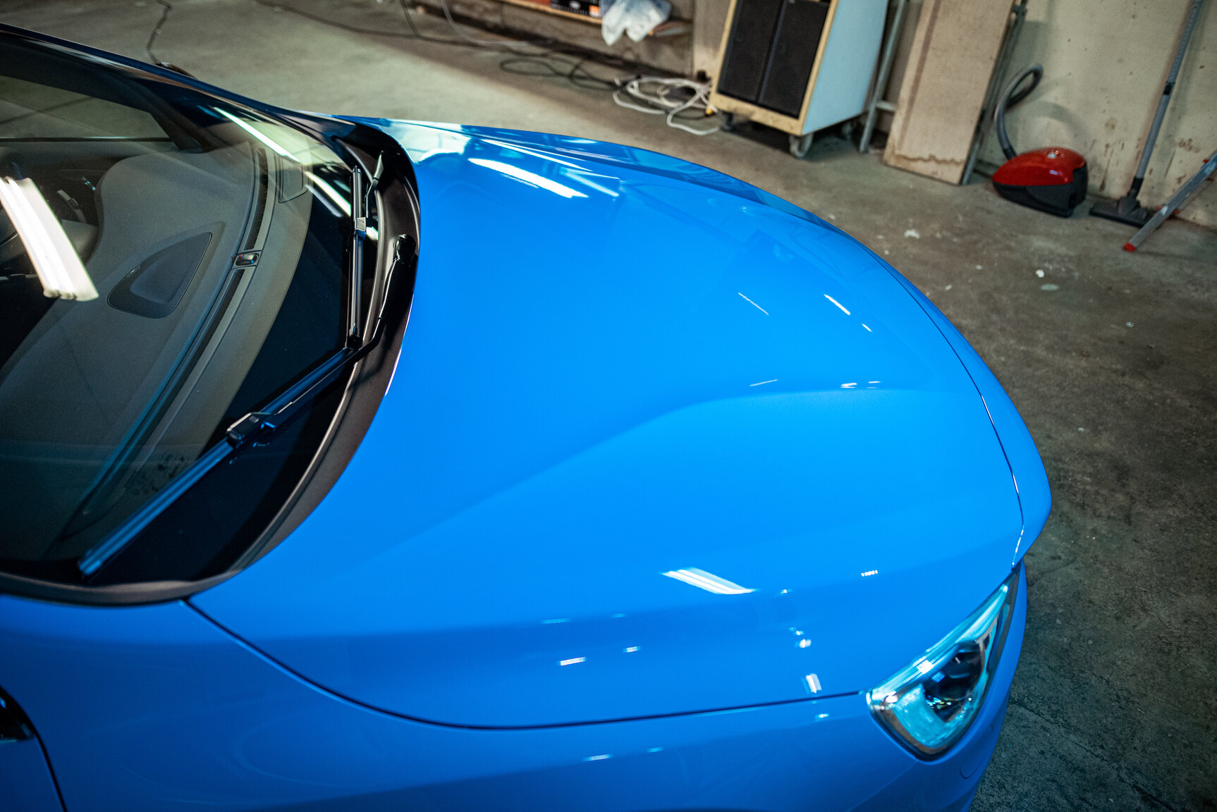 Exteriörbild på 2017 Volvo V60 Polestar T6 AWD