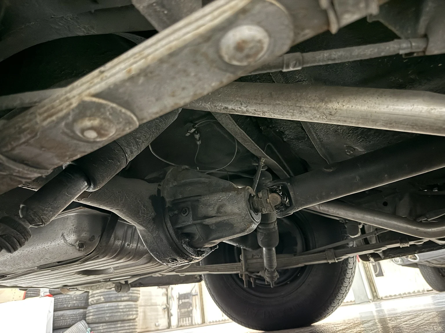 Image of 1956 Ford Fairlane Sunliner V8 5.1 mechanics (7)