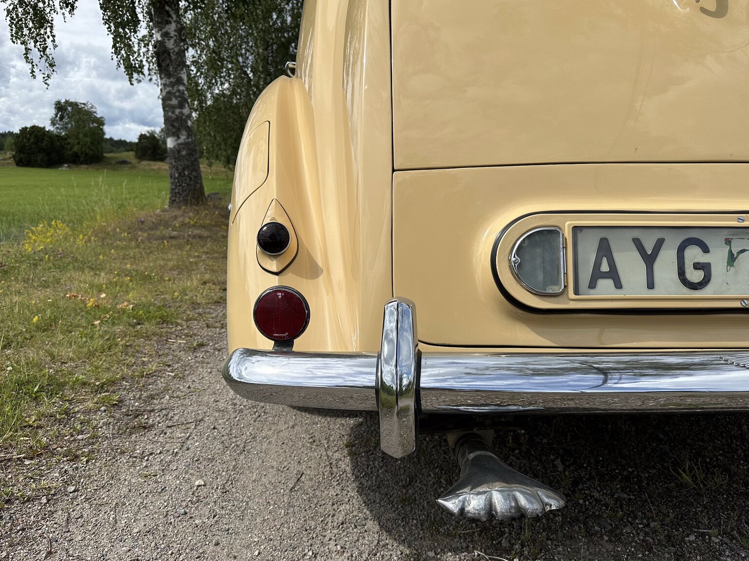 Exteriörbild på 1947 Bentley Mark IV Sport Saloon