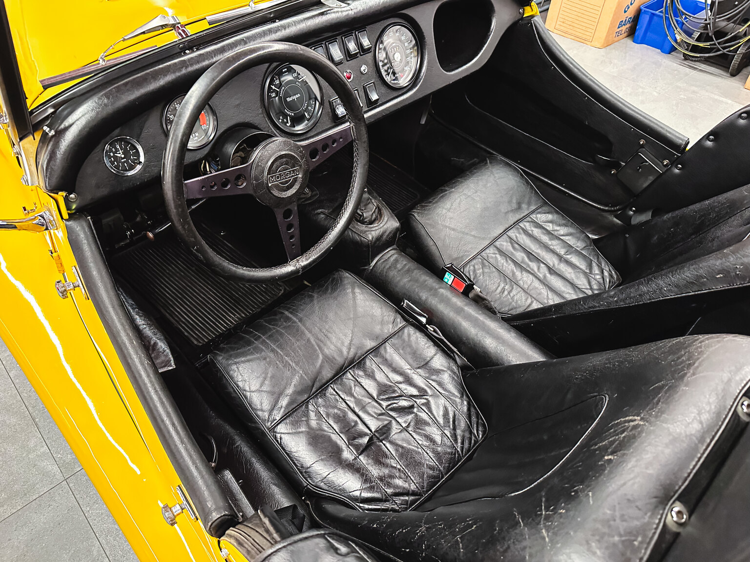Innenraumfoto von 1974 Morgan +8