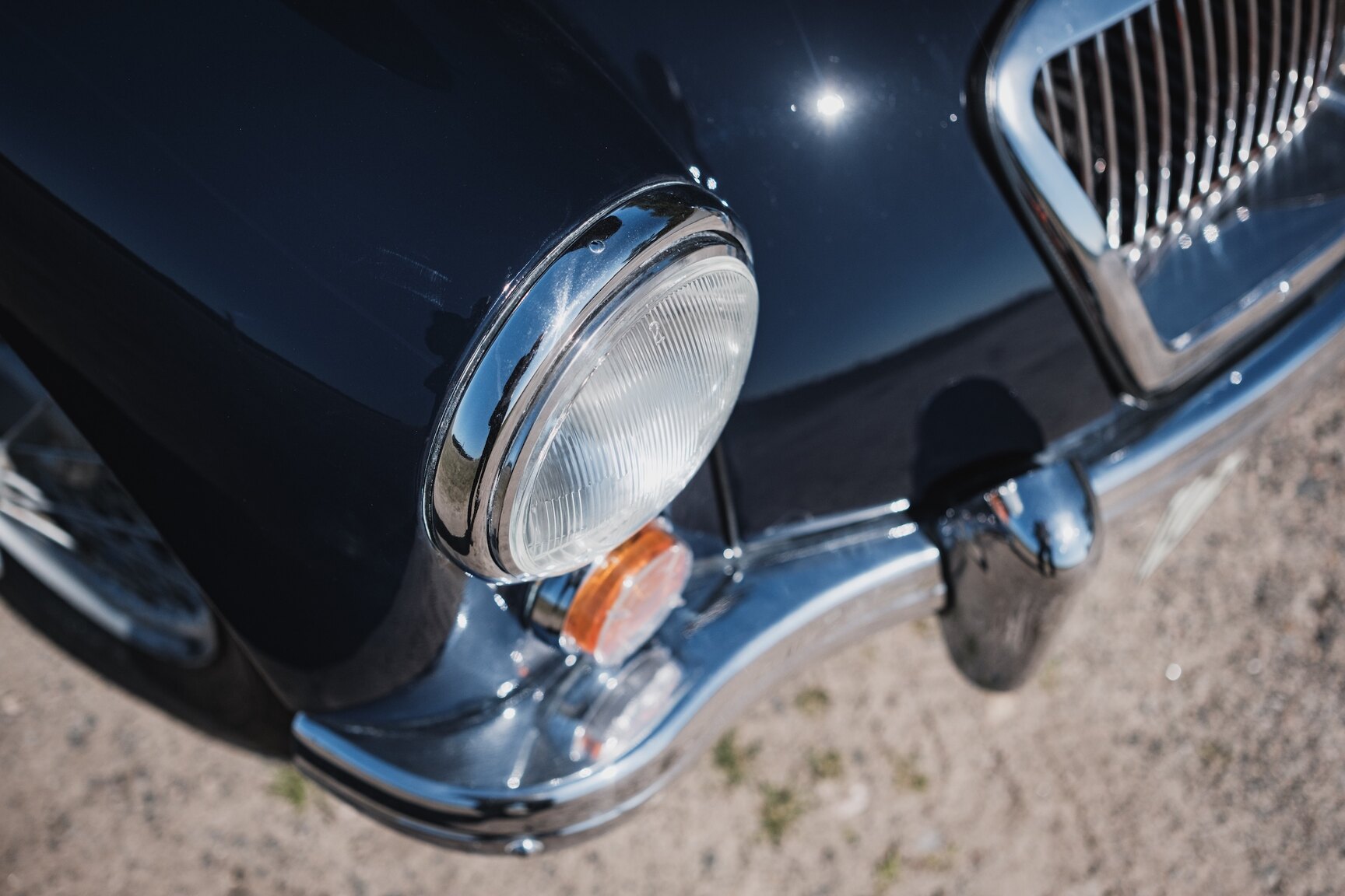 Exterior image of 1961 MG MGA 1600 mk2