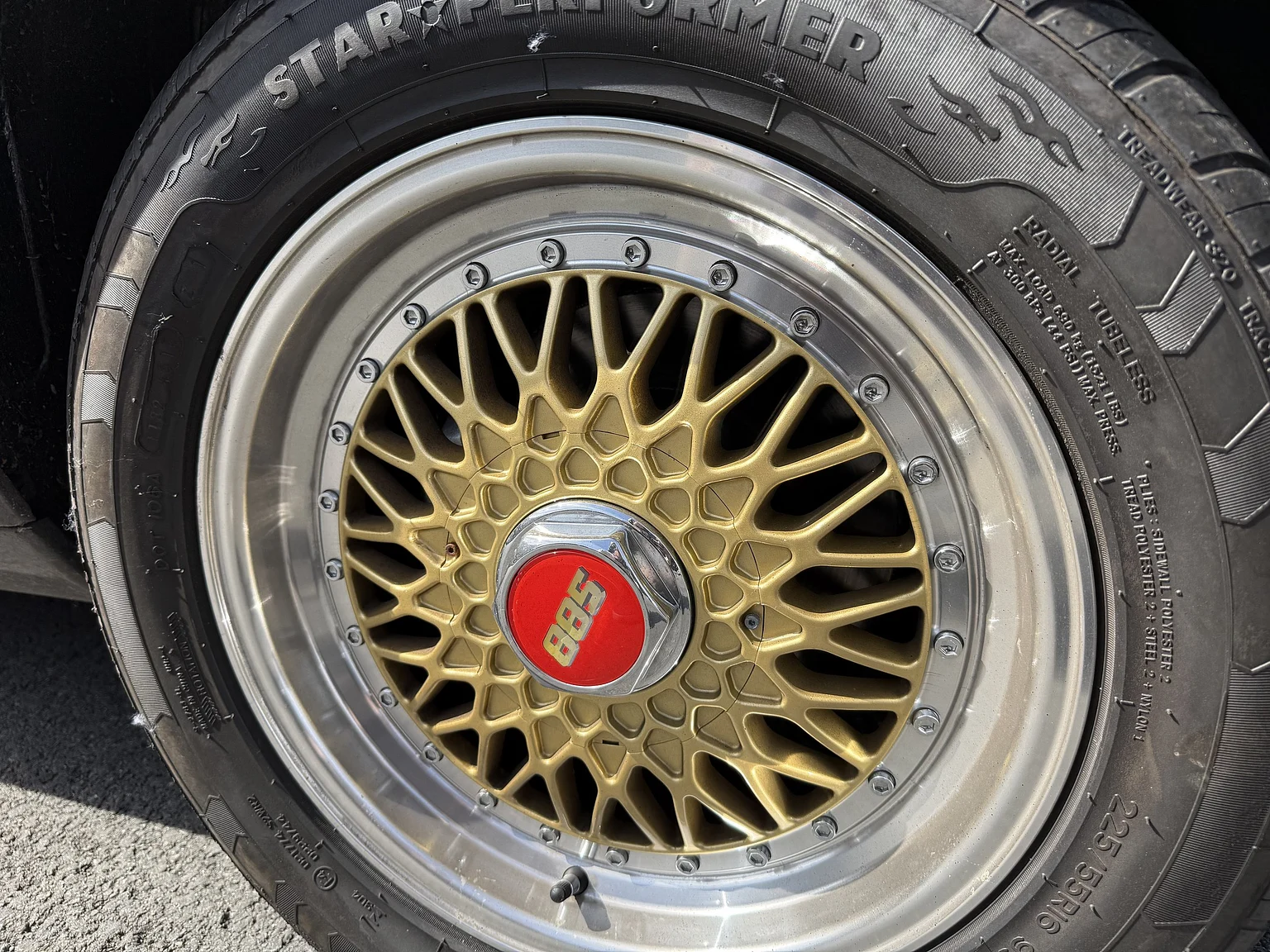 Exteriörbild på 1985 Jaguar XJS HE (60)