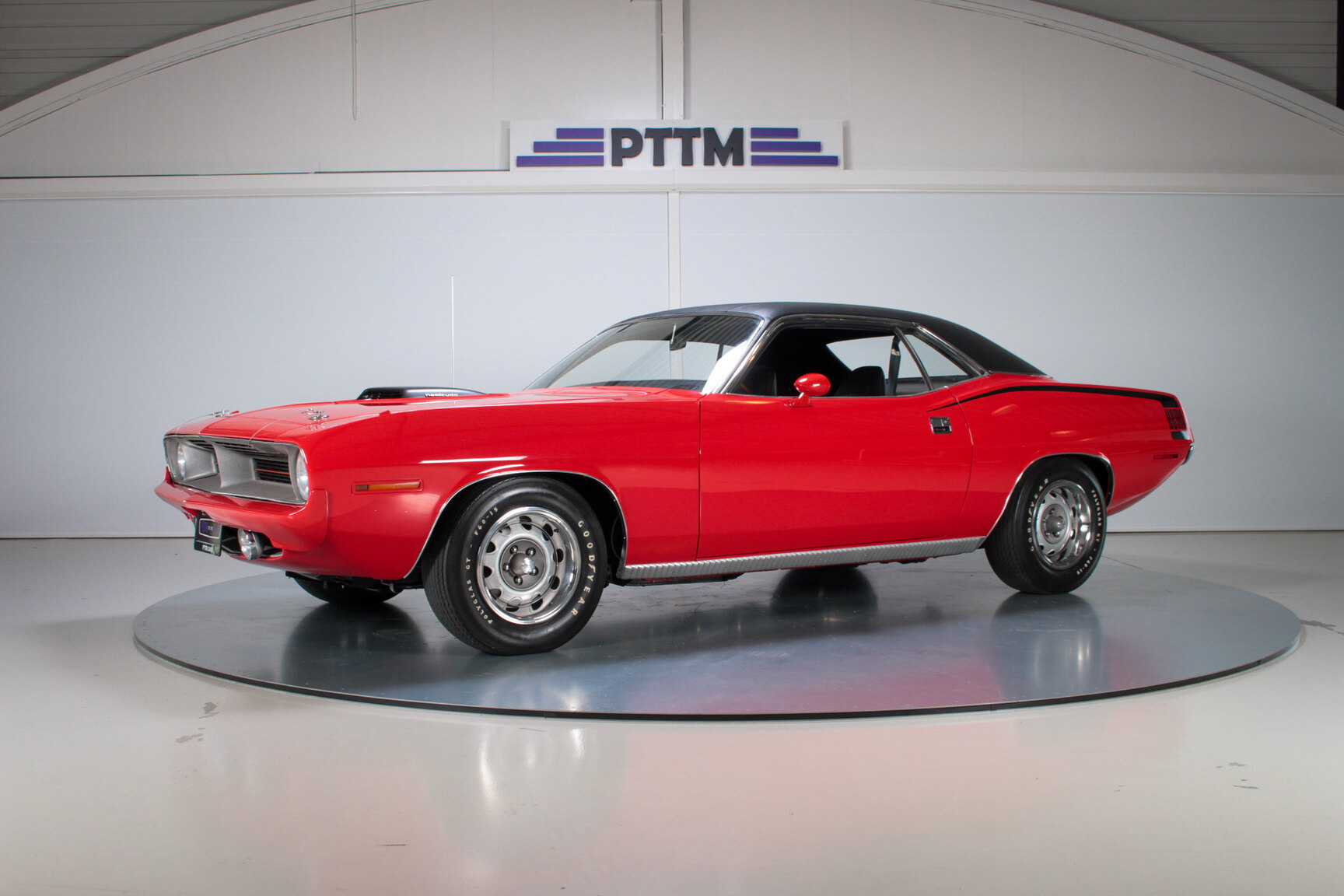 Exterior image of 1970 Plymouth Hemi Cuda