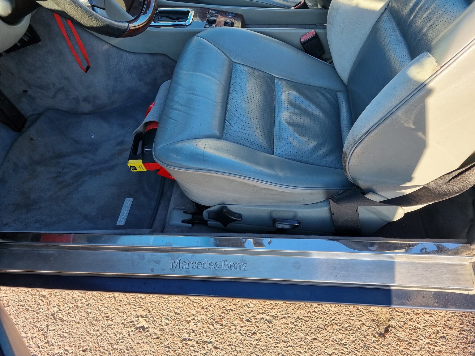 Interiörbild 1993 Mercedes-Benz 300 CE Cabriolet
