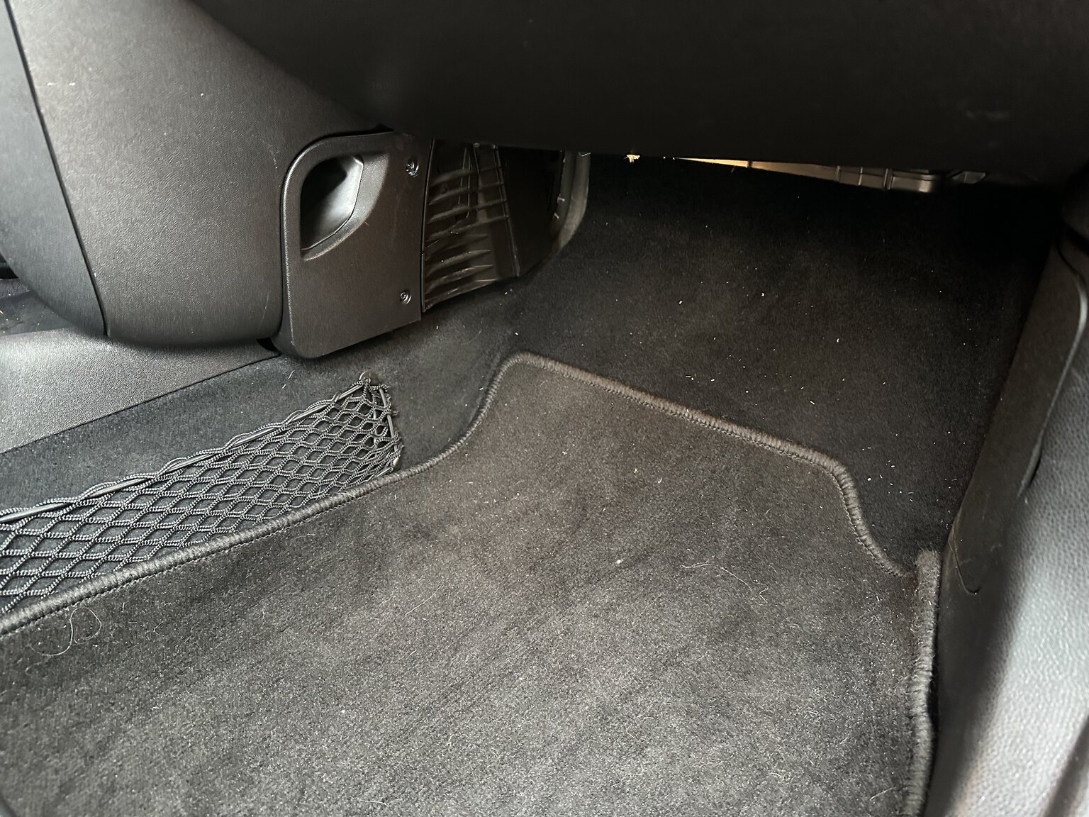 Innenraumfoto von 2012 Mini Cooper SD Roadster