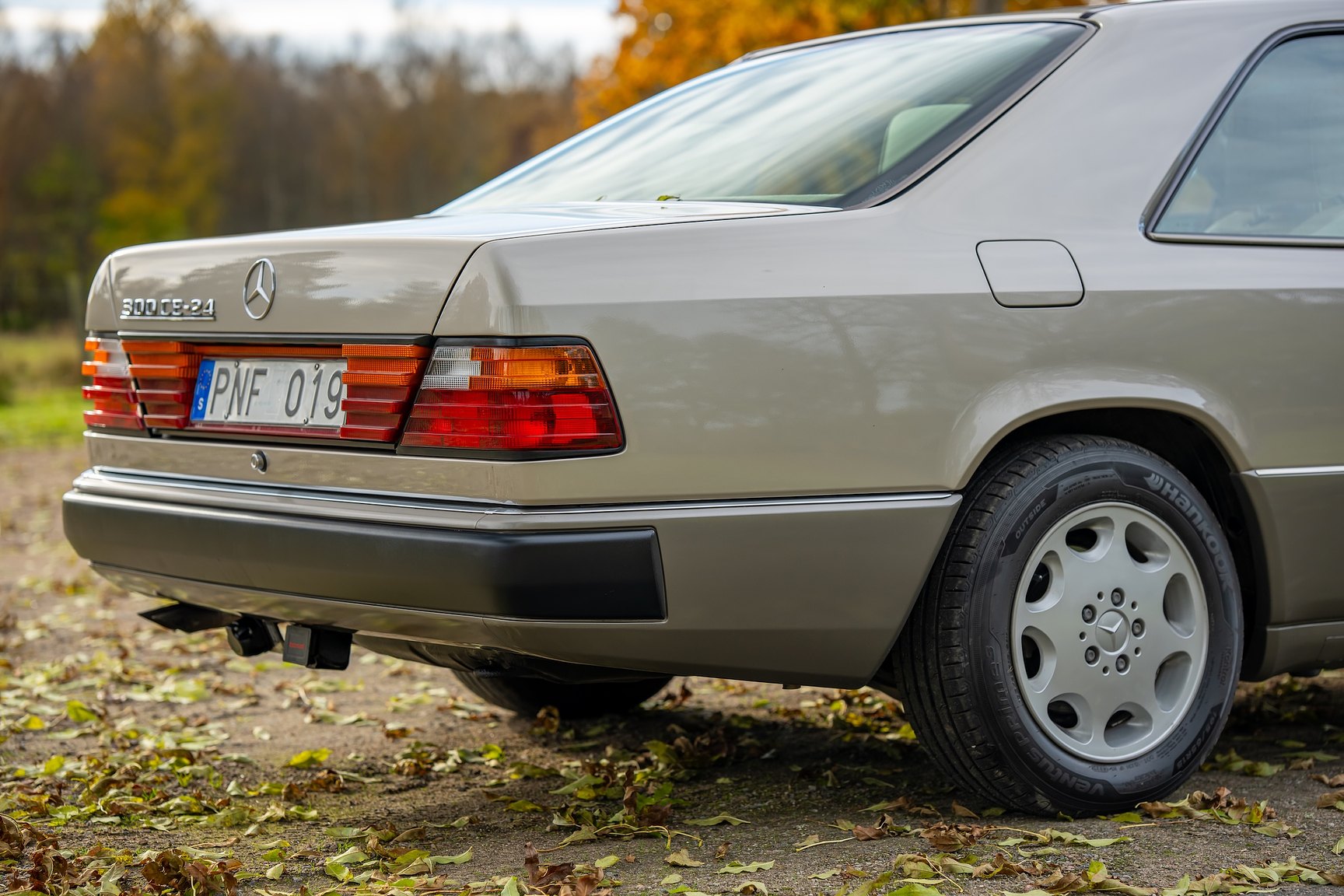Exteriörbild på 1992 Mercedes-Benz 300 CE-24