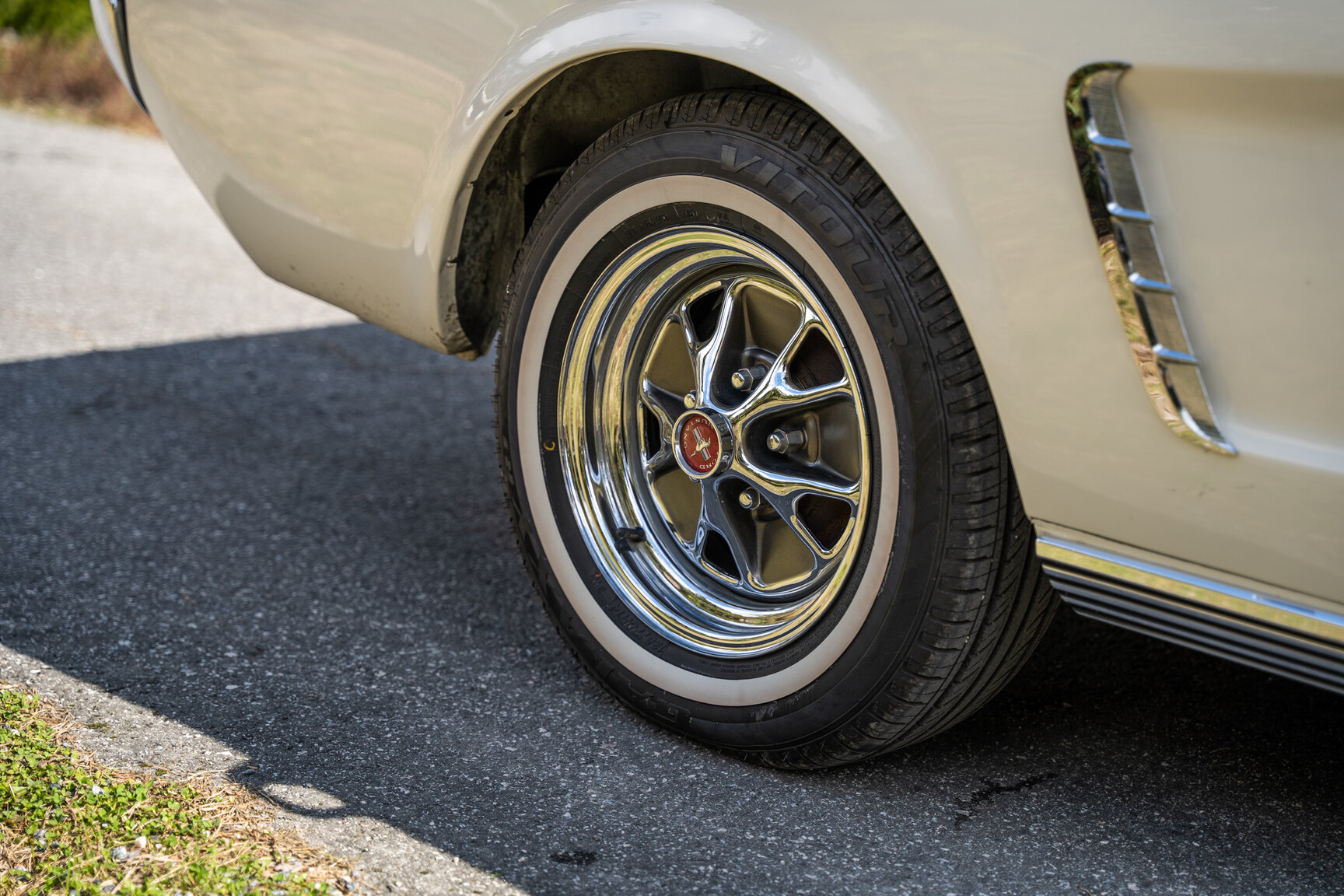 Aussenfoto 1965 Ford Mustang Cabriolet (31)