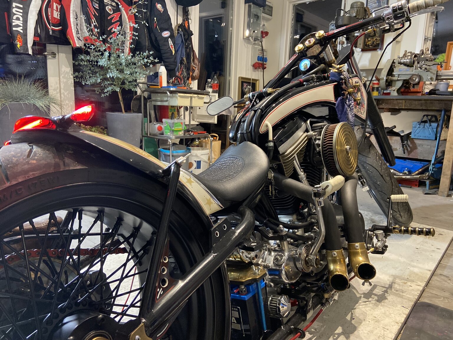 Exteriörbild på 2023 Harley-Davidson Soultrain Belle (48)