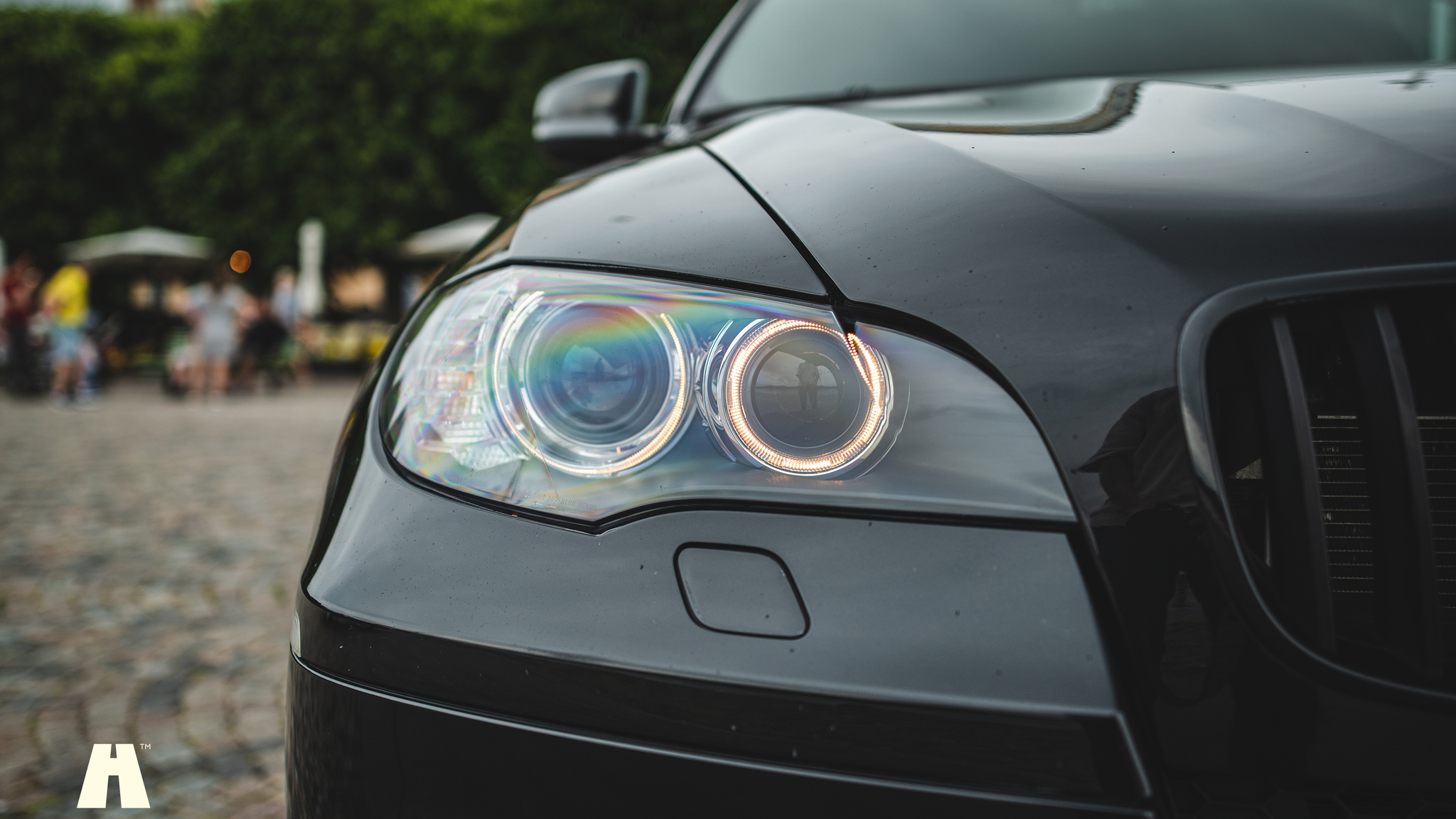 Exteriörbild på 2010 BMW X6 M Ferrita 555HK (10)