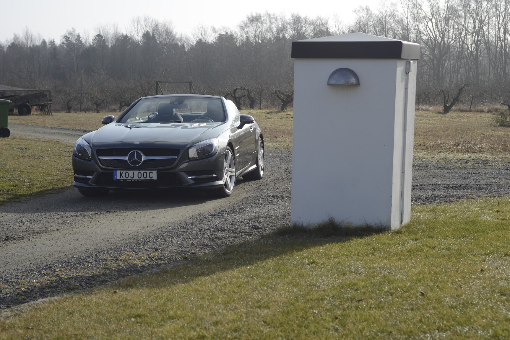 Exterior image of 2014 Mercedes-Benz SL500