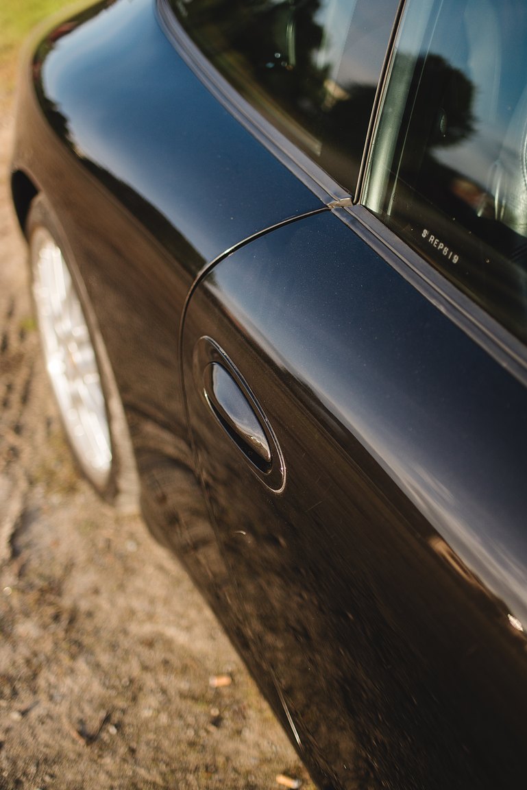 Exterior image of 1998 Porsche 996 Carrera 