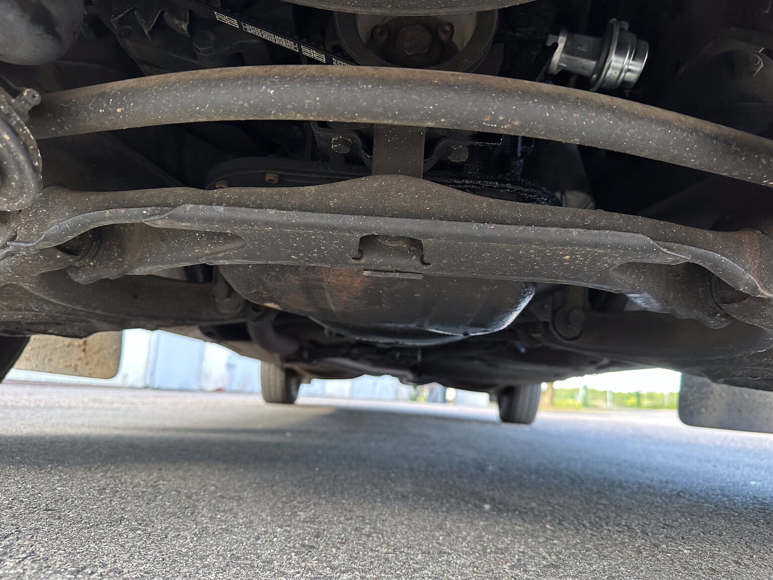 1975 Mercedes Benz 200, Mekanik