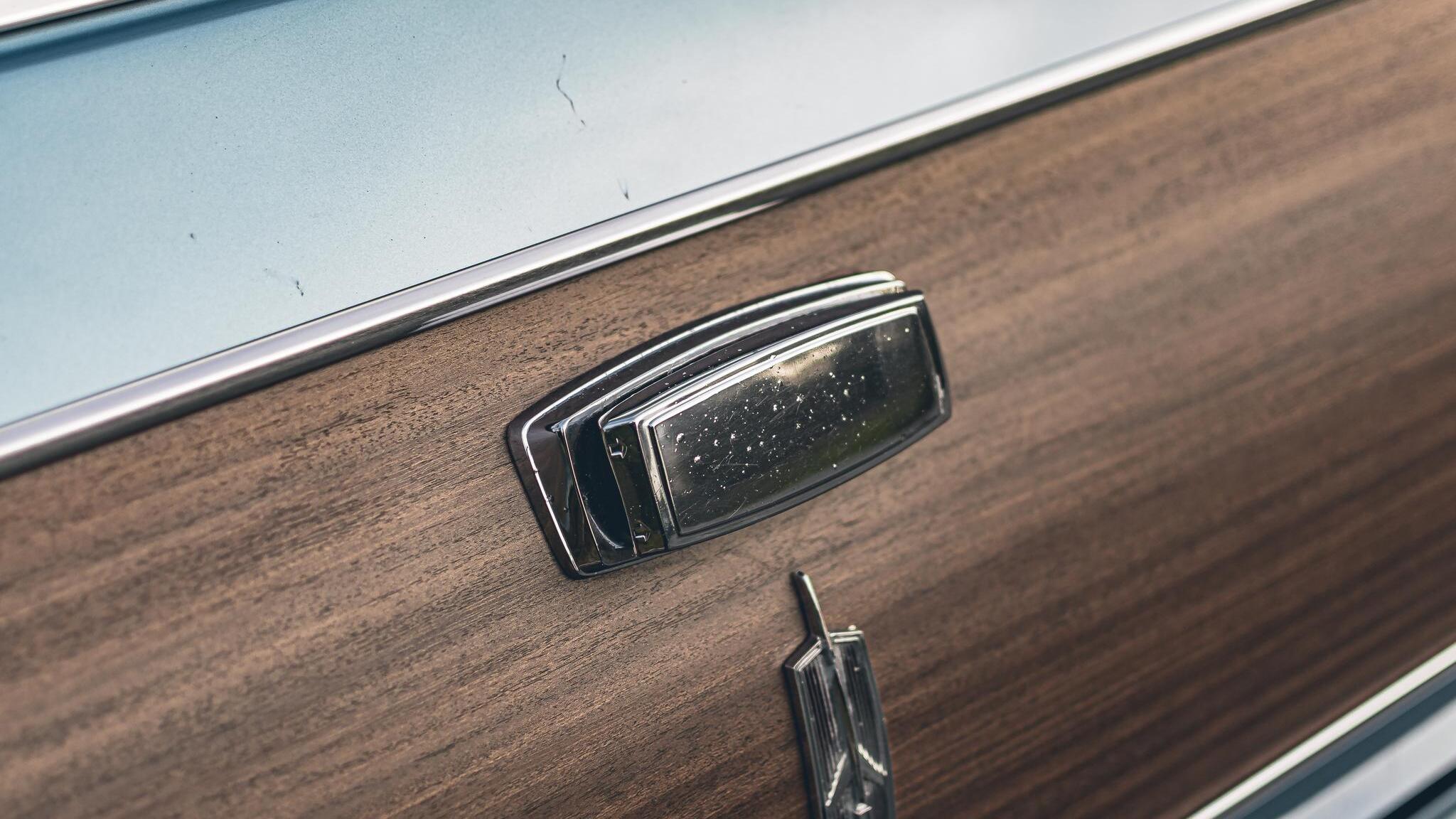 Exteriörbild på 1968 Oldsmobile Vista Cruiser