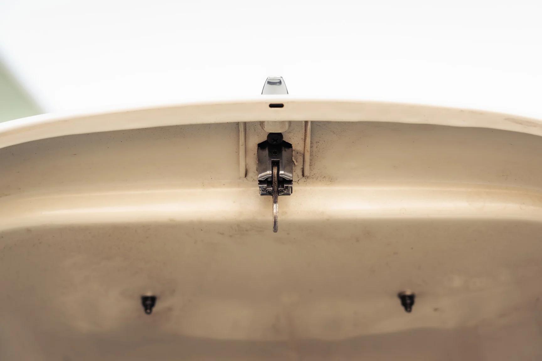 Image of 1972 Volkswagen 1302 S Cabriolet mechanics (6)