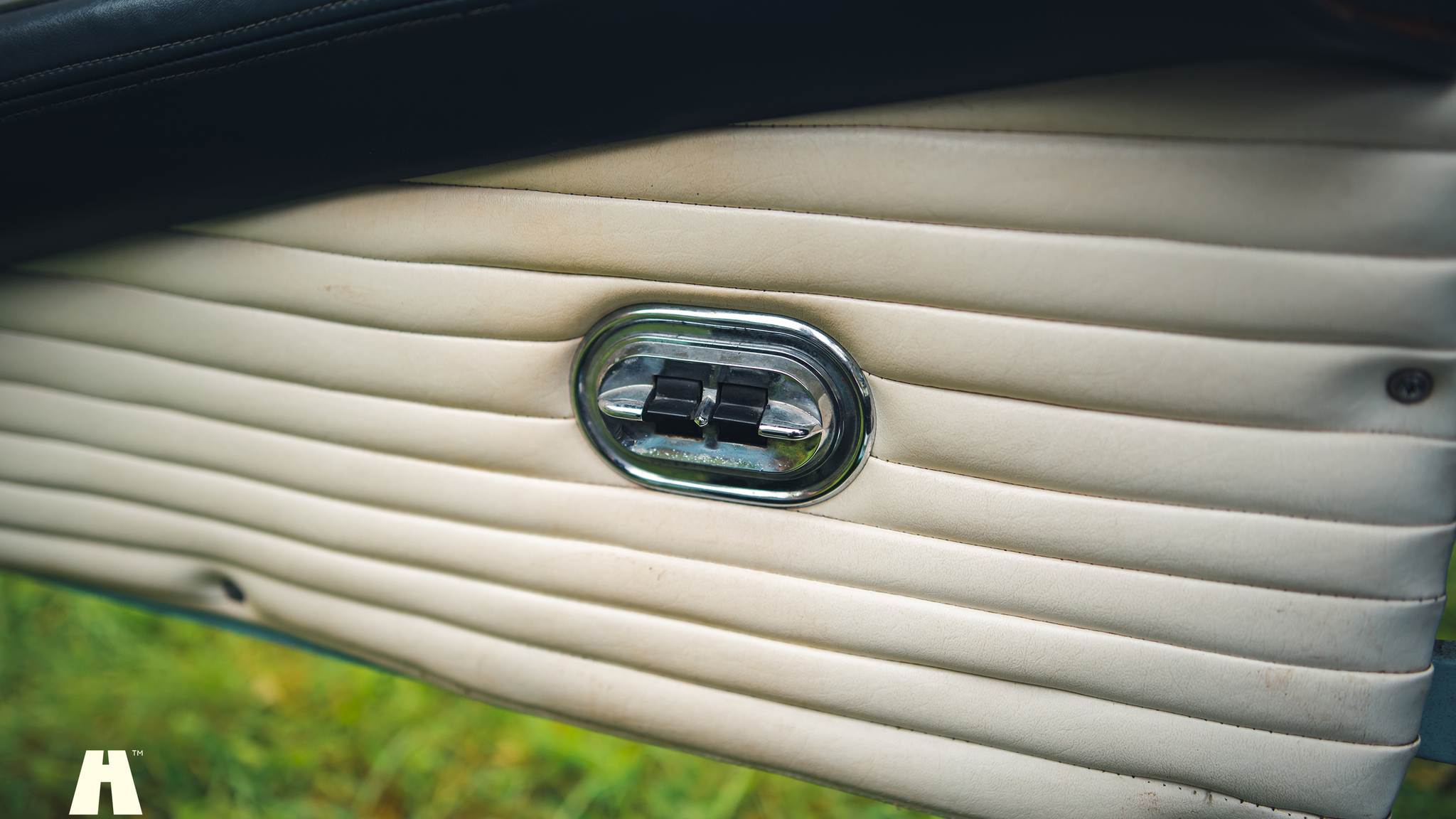 Innenraumfoto von 1957 Ford Thunderbird D-Code