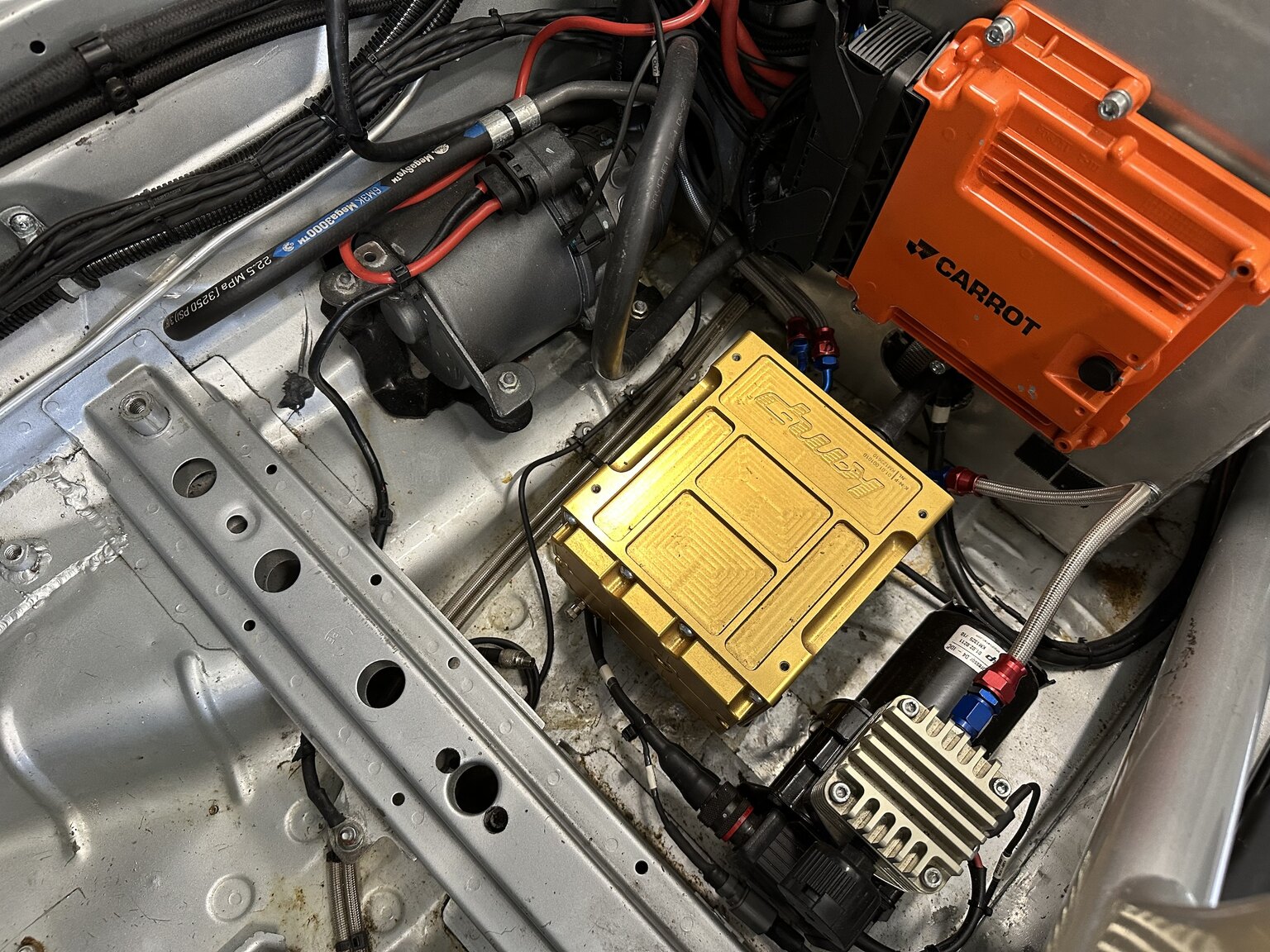 Image of 2012 BMW M140 Race Car mechanics