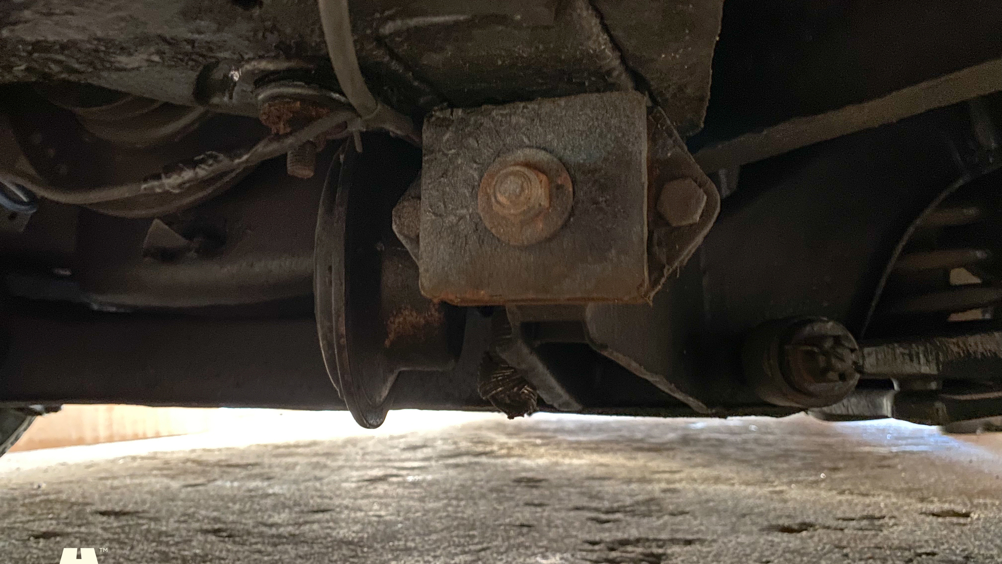 Image of 1961 Jaguar Mark 2 mechanics