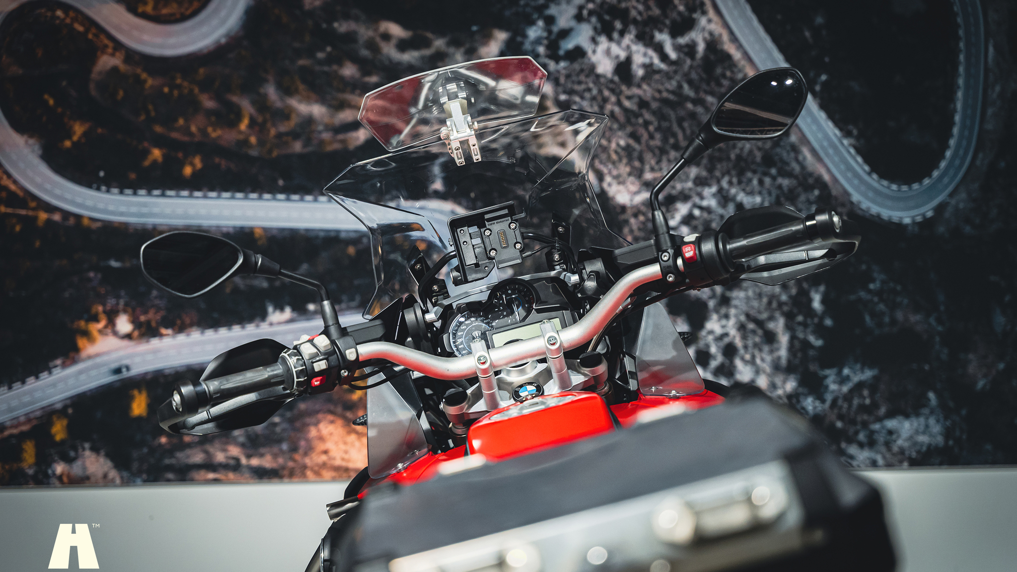 Exterior image of 2017 BMW R 1200 GSA (52)