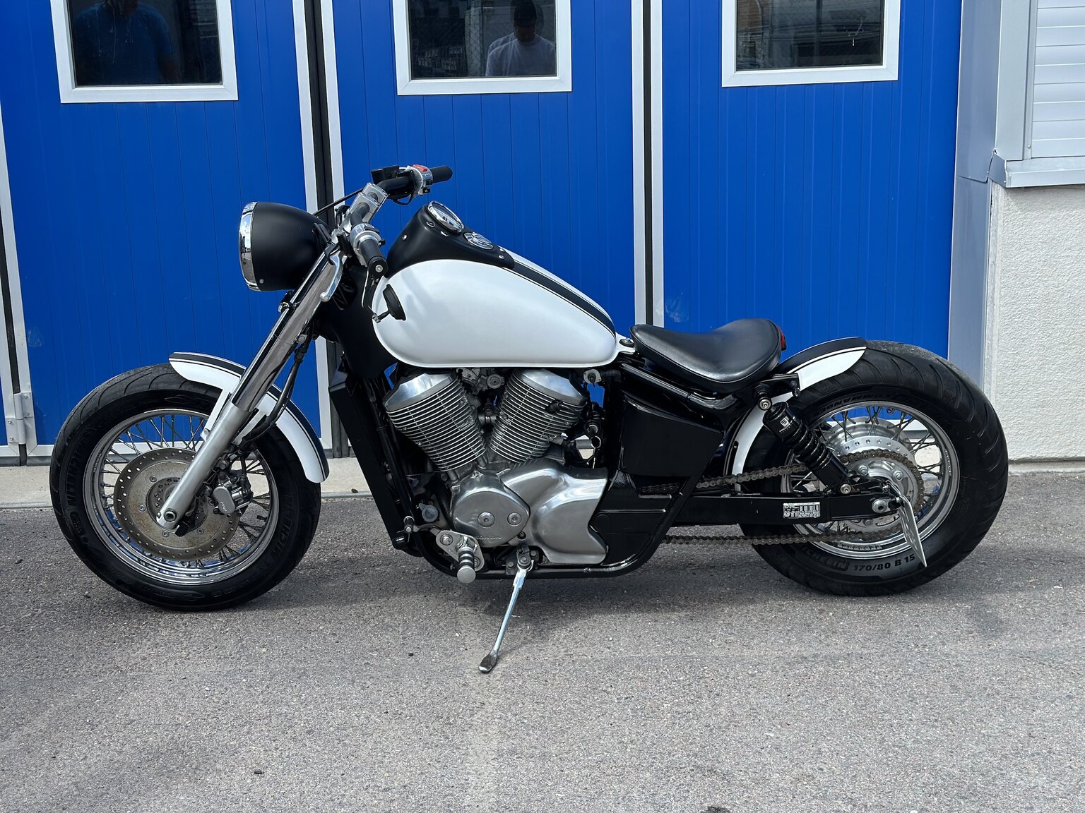 Exteriörbild på 2002 Honda Powersports VT750C Shadow