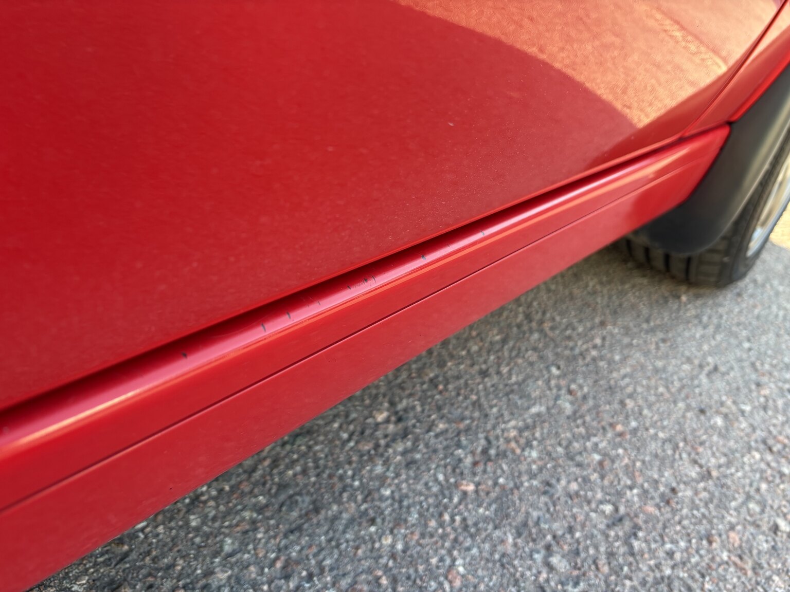 Exterior image of 1996 Volvo 850 R
