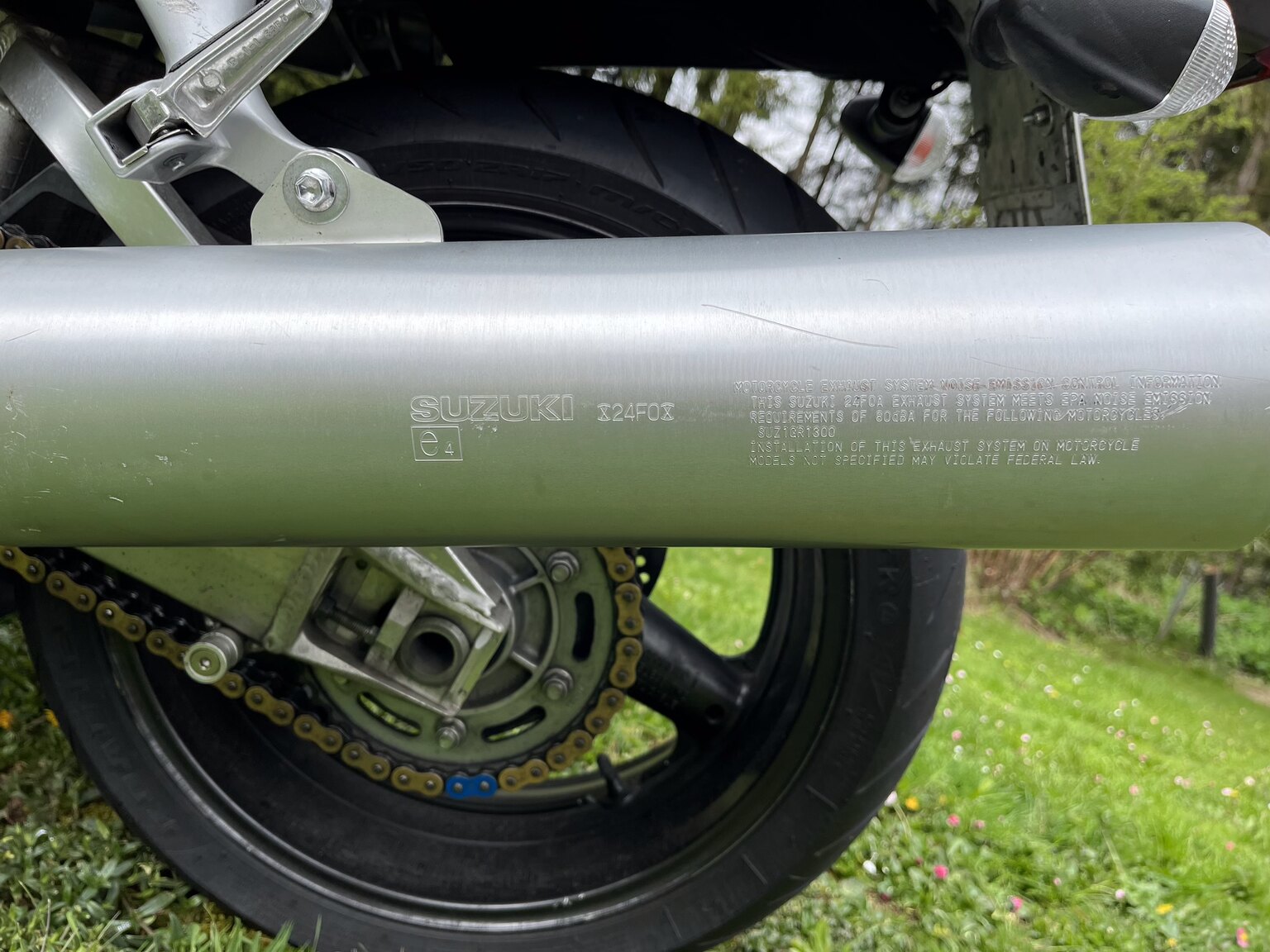 Exteriörbild på 1999 Suzuki GSX1300R Hayabusa