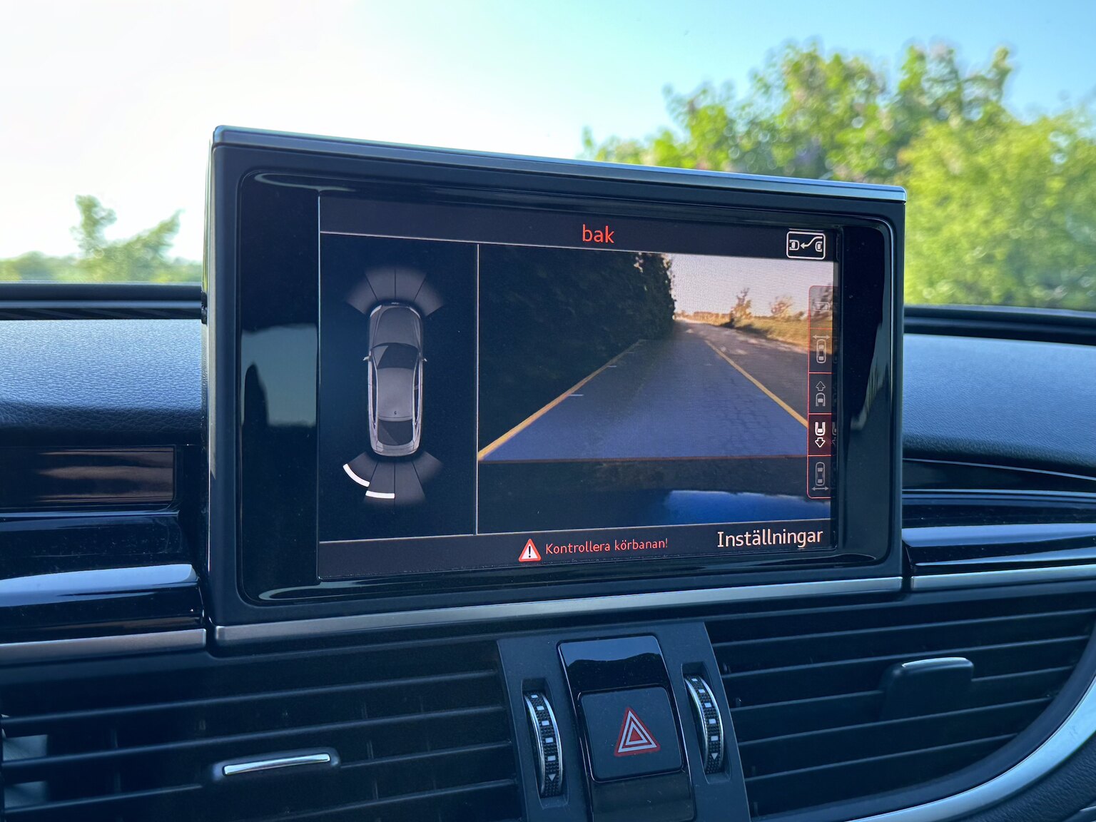 Innenraumfoto von 2015 Audi RS7 (57)