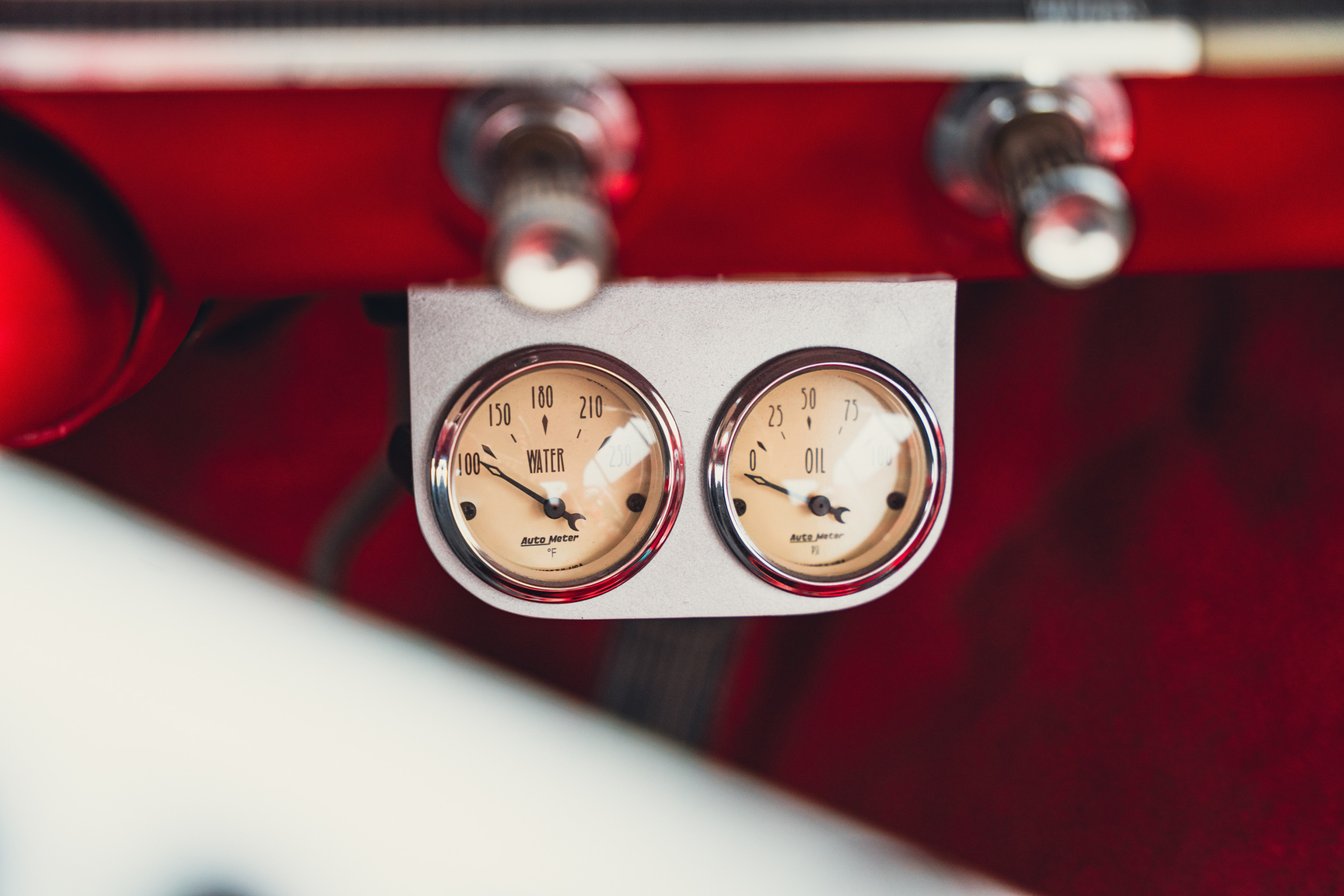 Innenraumfoto von 1964 Ford Fairlane 500 Sport Coupé (21)